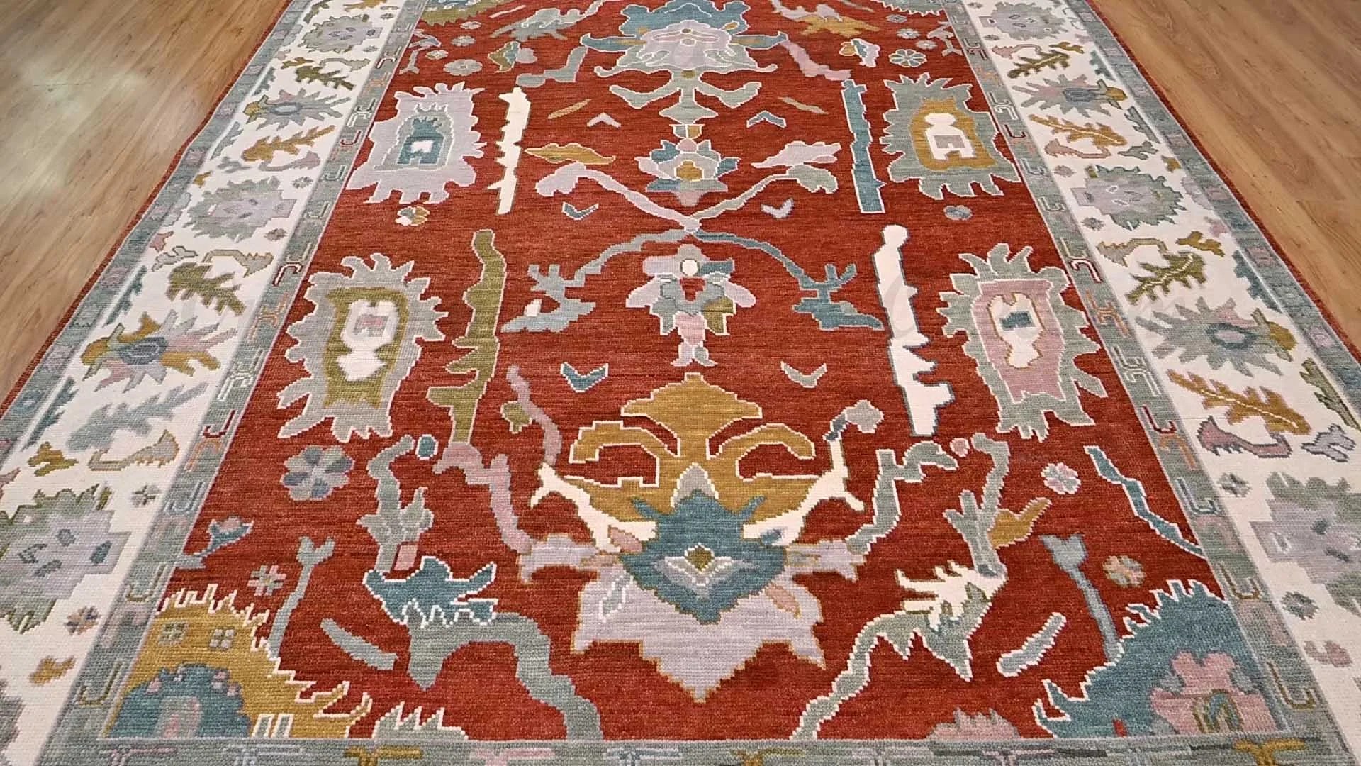 Modern Bedroom Wool Rug