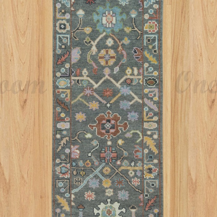 Long Carpet