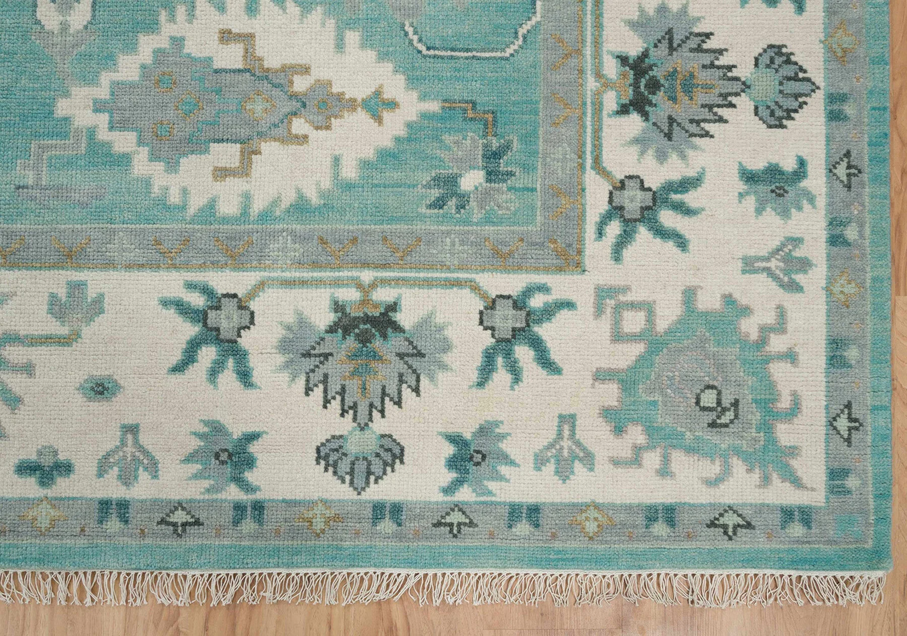 Aqua & Ivory Hand-Knotted Oushak Rug – Palmette & Vine