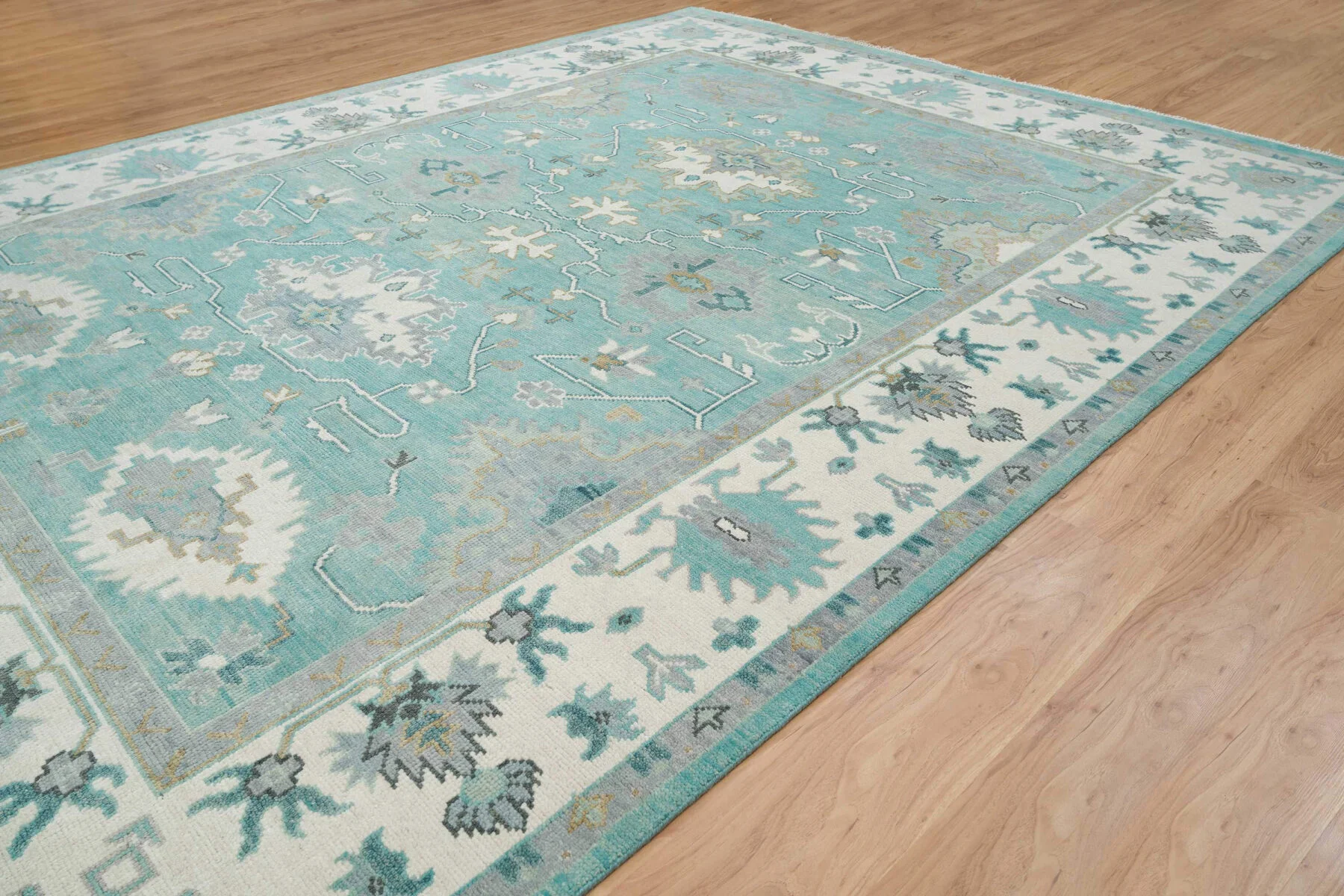 Aqua & Ivory Hand-Knotted Oushak Rug – Palmette & Vine