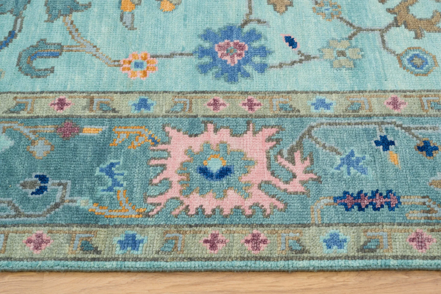 Aqua & Gold Hand-Knotted Oushak Rug – Palmette & Rosette