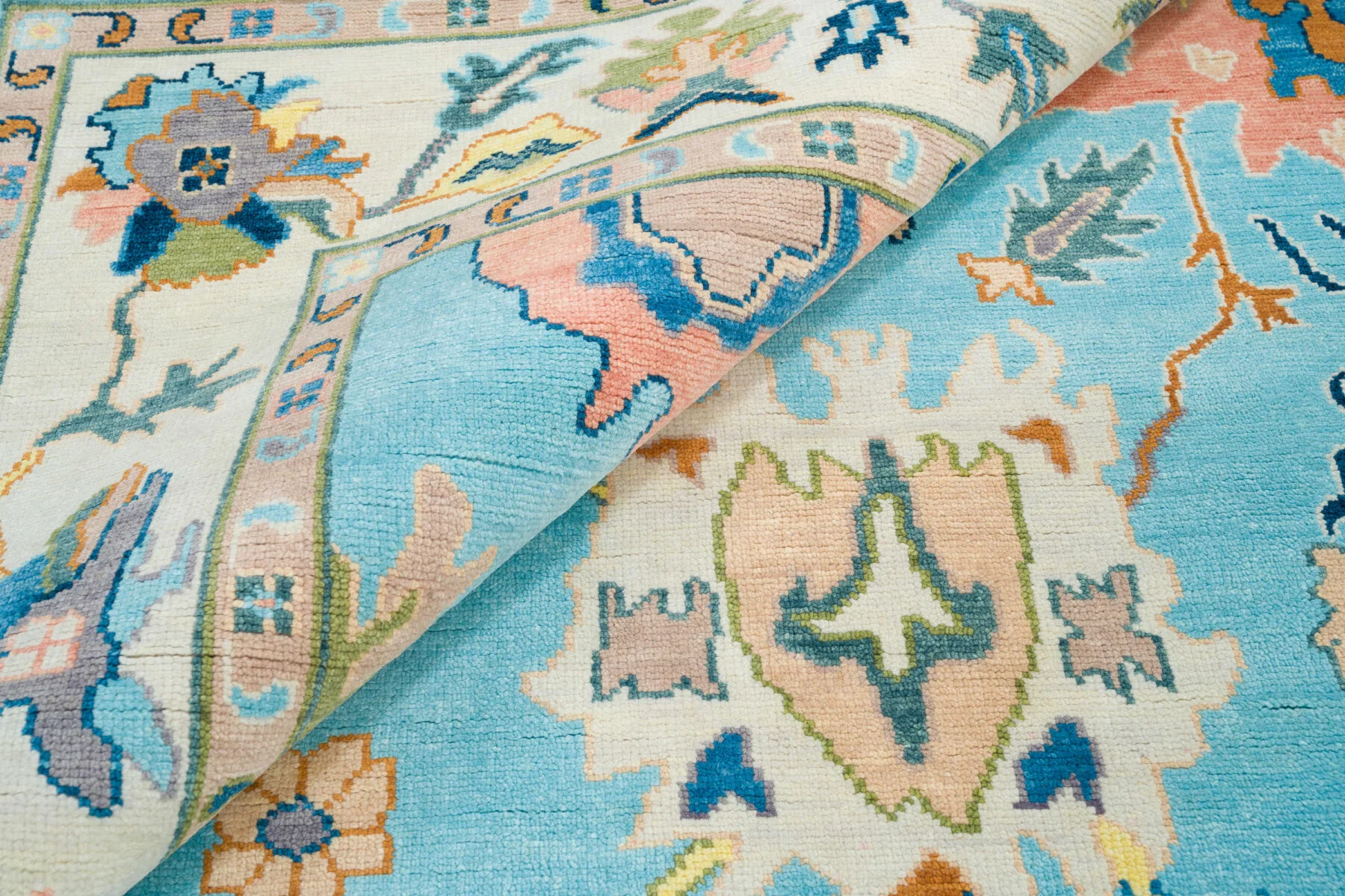 Blue & Blush Hand-Knotted Oushak Rug – Palmette & Rosette (3450)