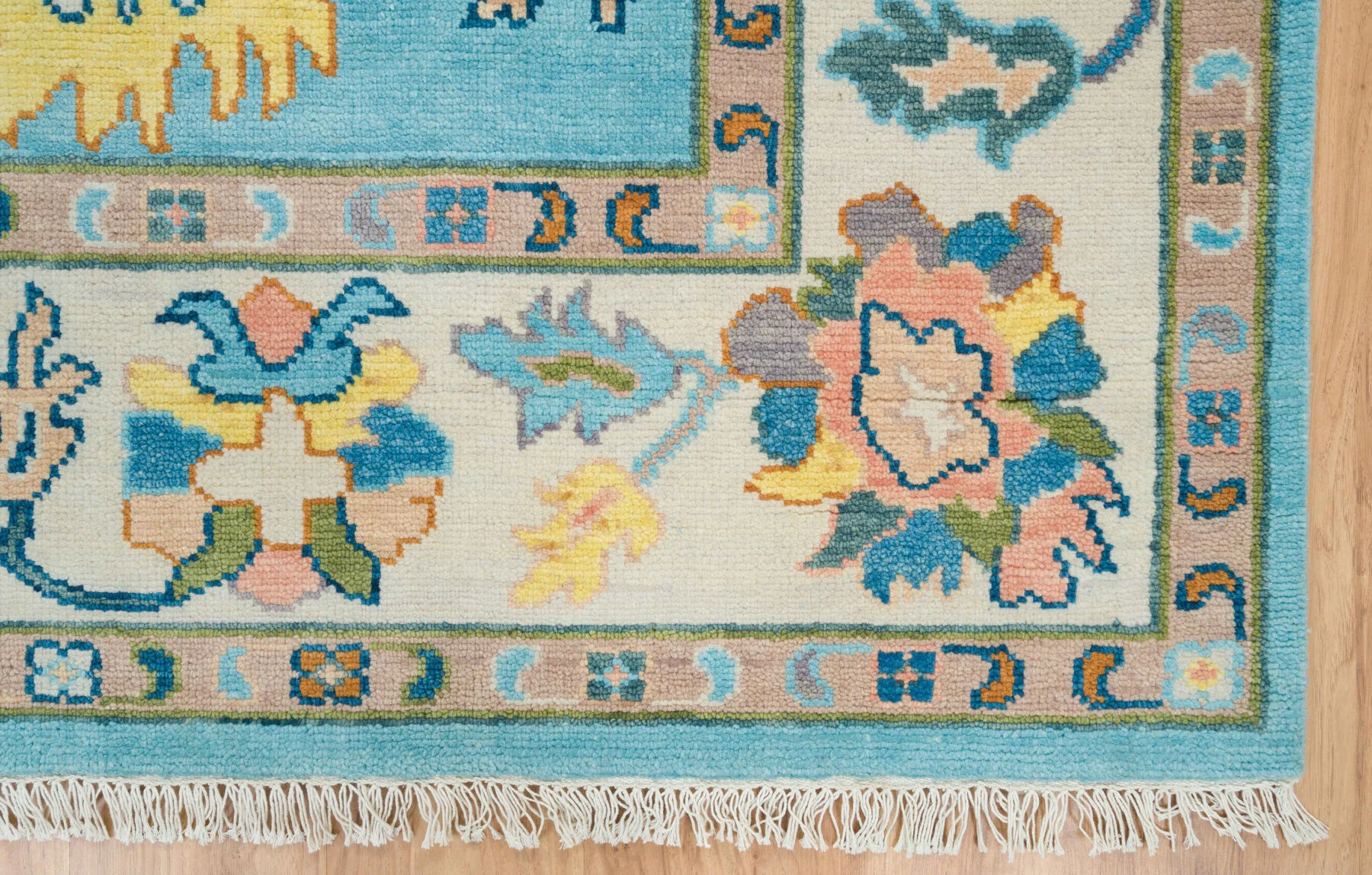 Blue & Blush Hand-Knotted Oushak Rug – Palmette & Rosette (3450)