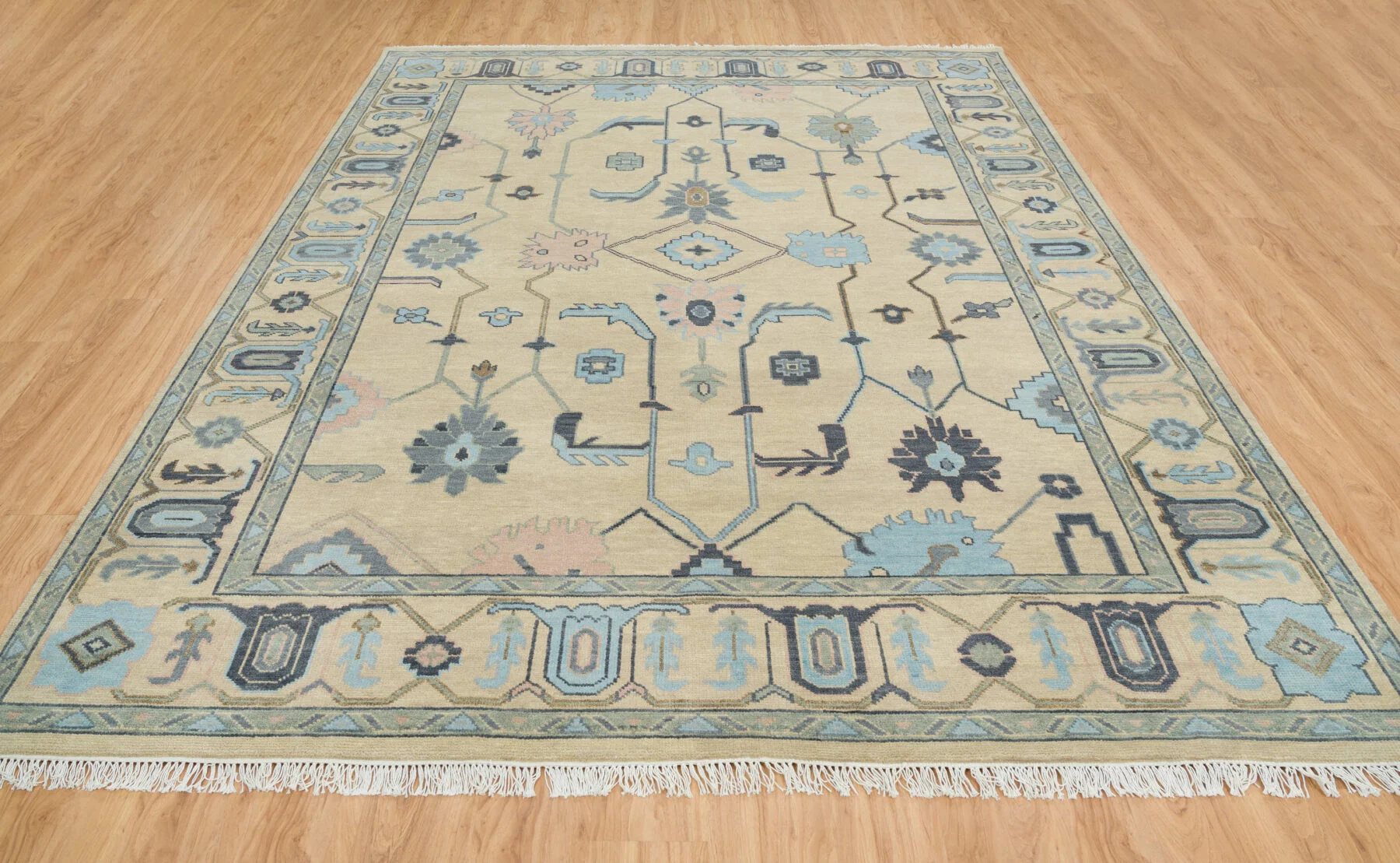 Sand Hand-Knotted Oushak Rug – Palmette & Angular-Vine