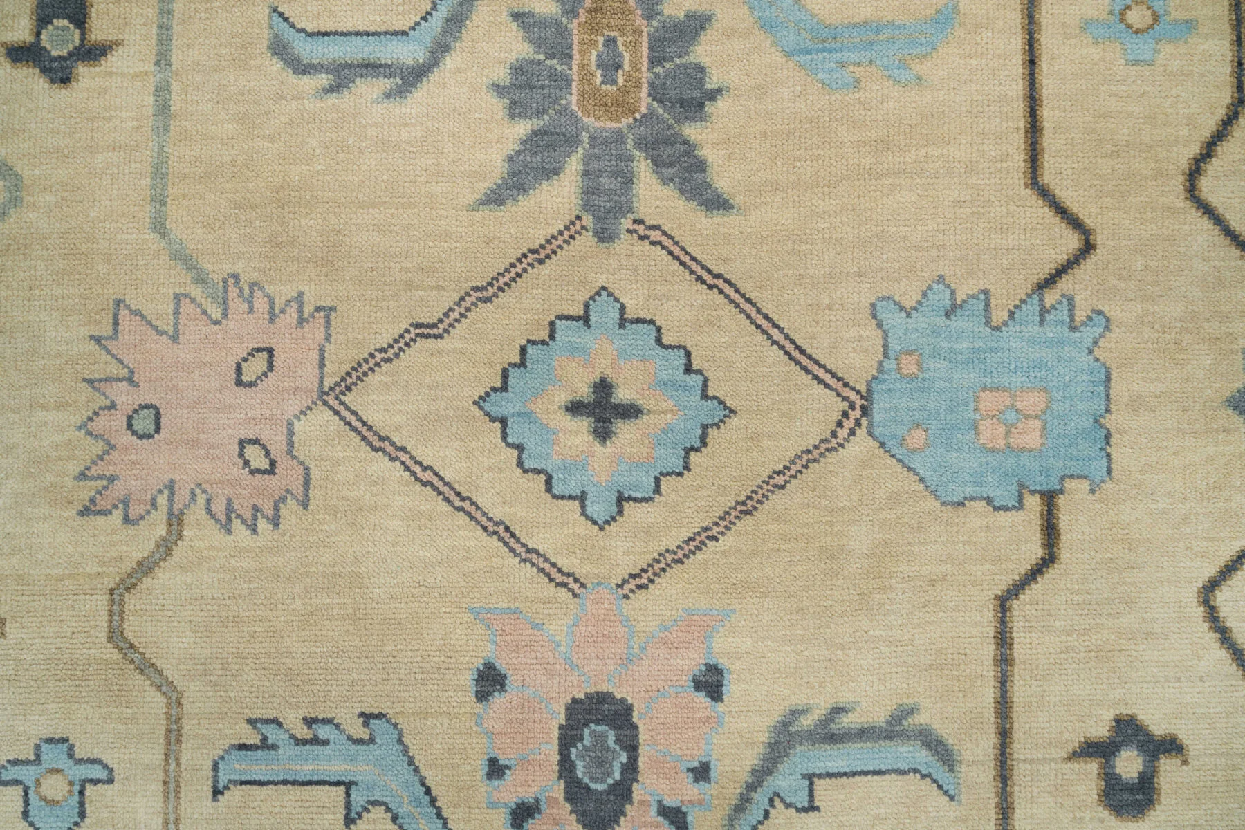 Sand Hand-Knotted Oushak Rug – Palmette & Angular-Vine