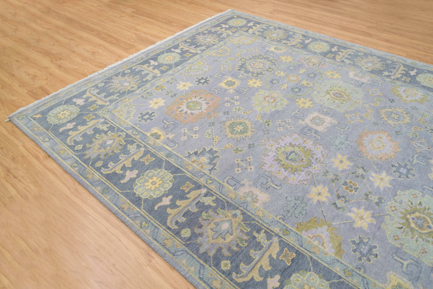 Lavender Hand-Knotted Oushak Rug – Rosette & Palmette