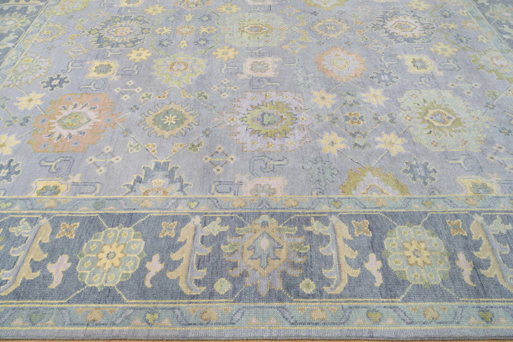Lavender Hand-Knotted Oushak Rug – Rosette & Palmette