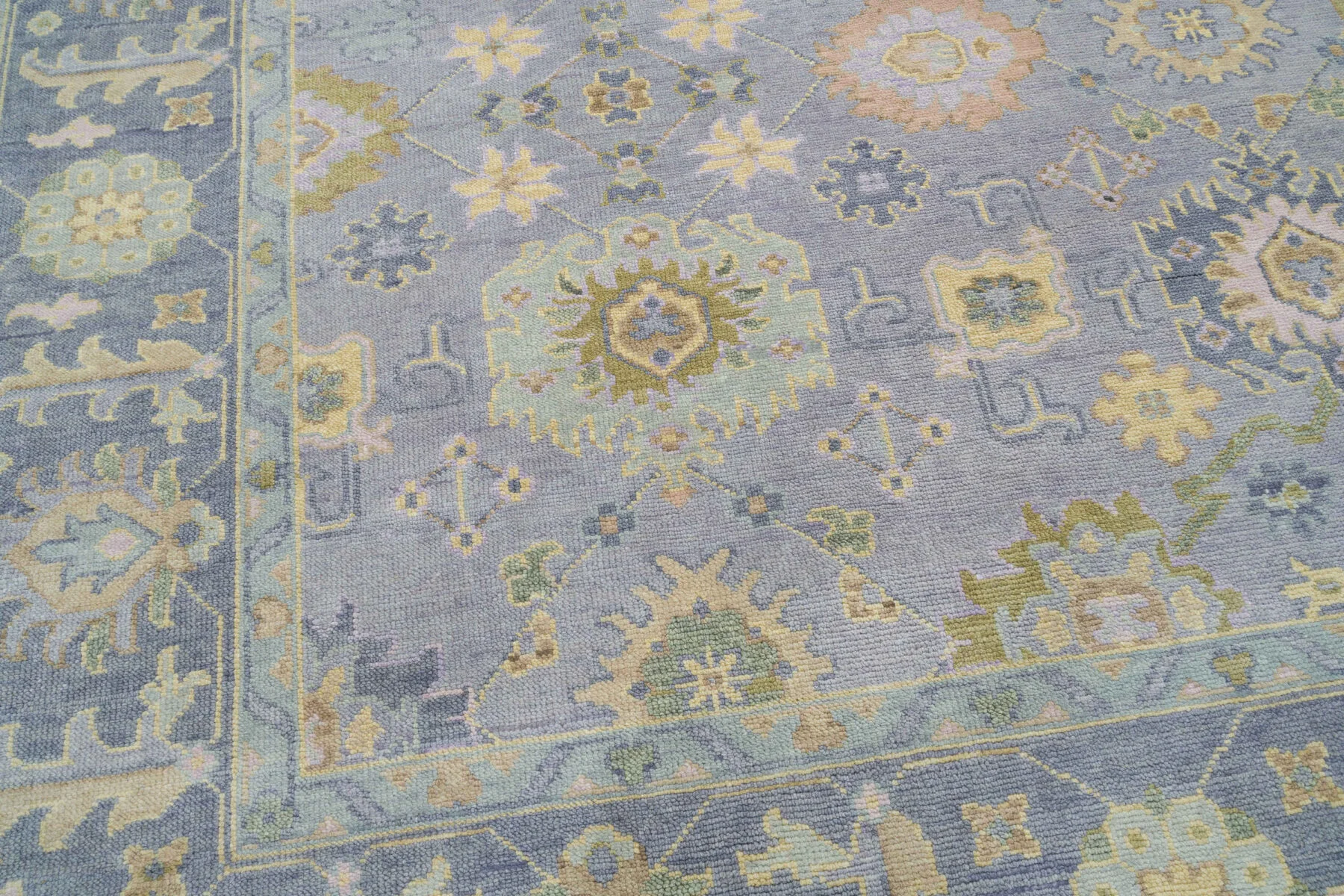 Lavender Hand-Knotted Oushak Rug – Rosette & Palmette