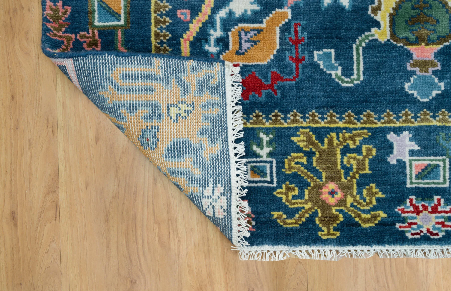 Navy & Green Hand-Knotted Oushak Rug – Palmette & Rosette