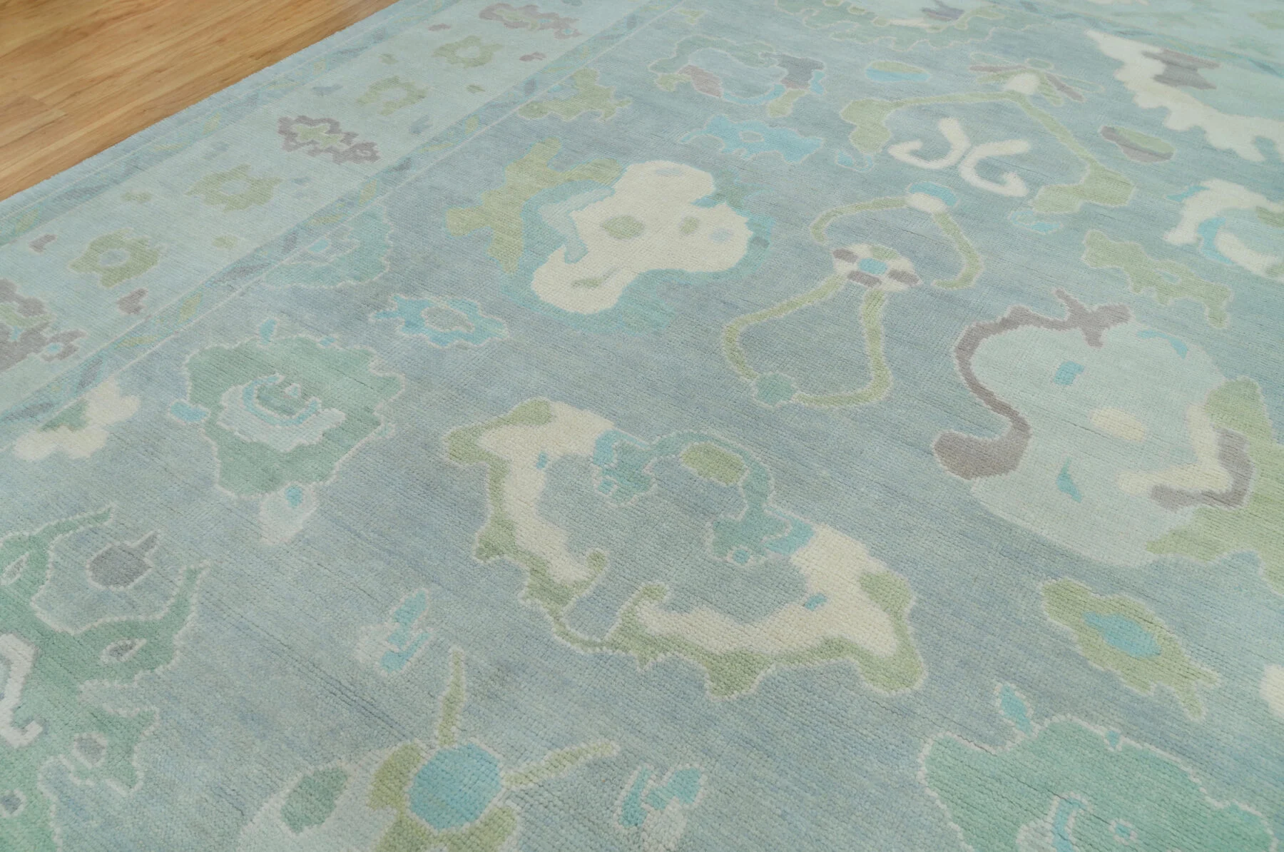 Teal & Blue Hand-Knotted Oushak Rug – Palmette & Rosette