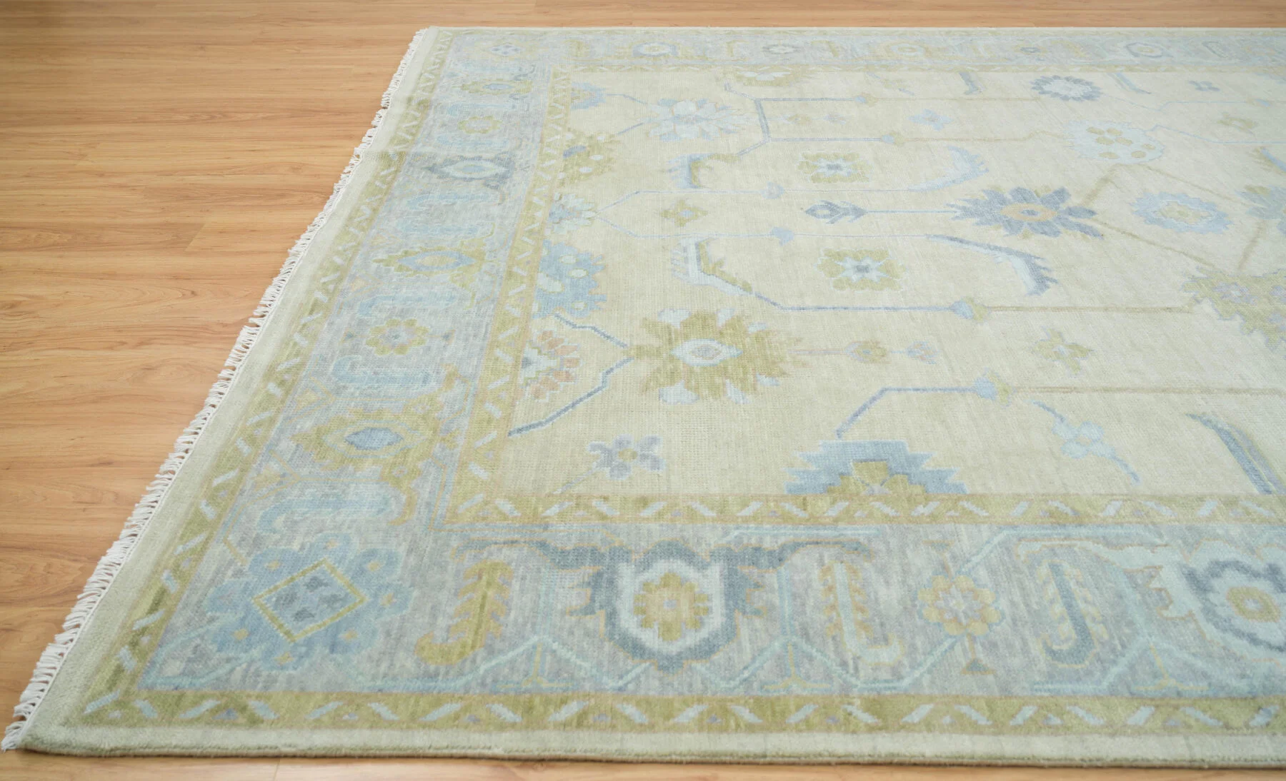 Sand & Blue Hand-Knotted Oushak Rug – Palmette & Rosette