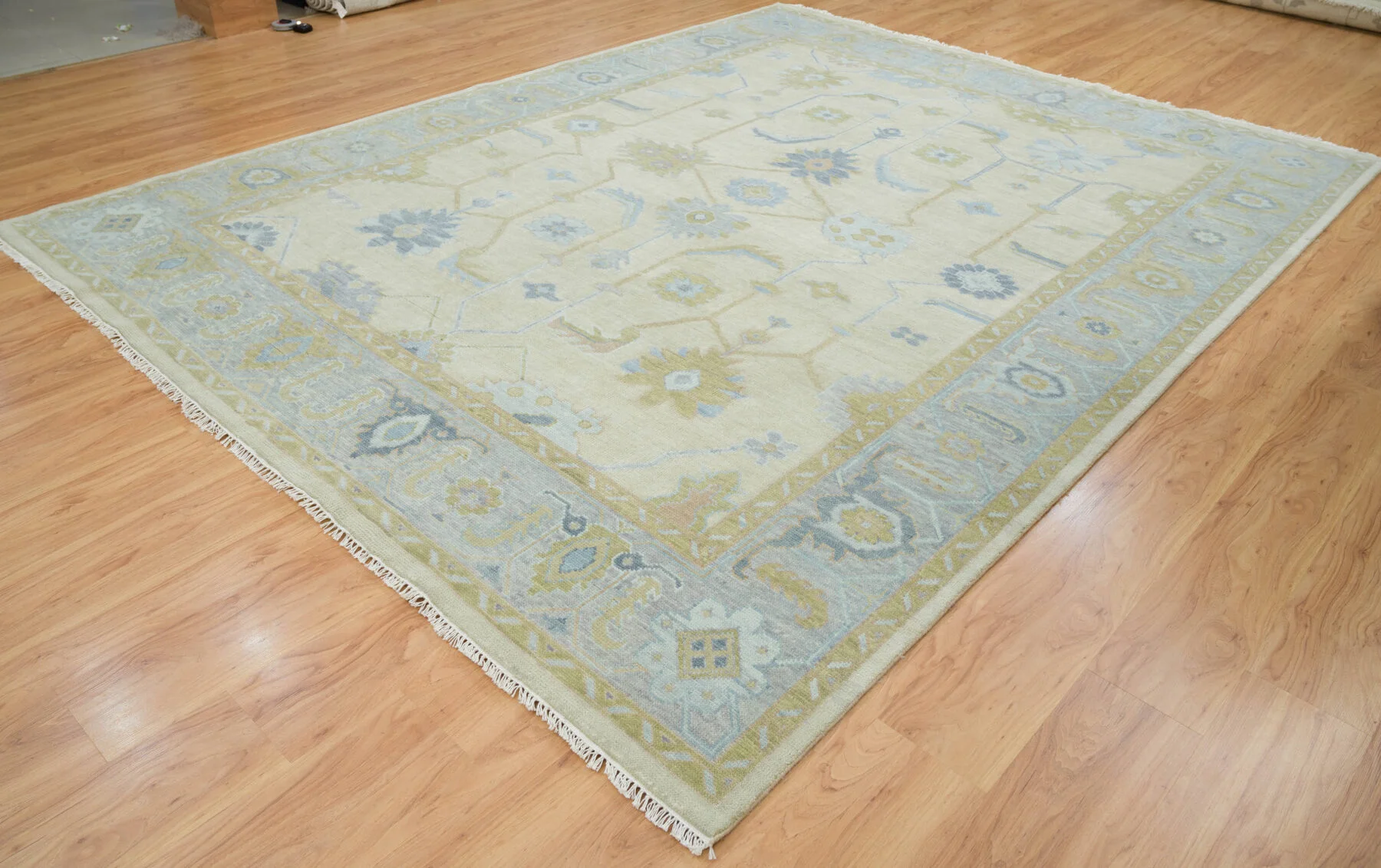 Sand & Blue Hand-Knotted Oushak Rug – Palmette & Rosette