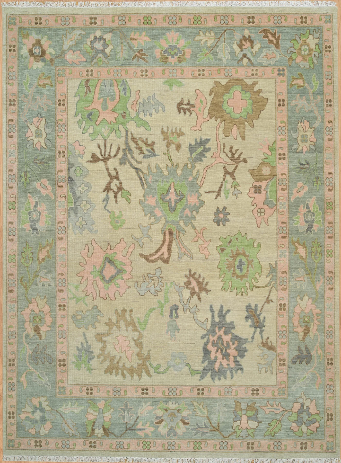 Sand & Green Hand-Knotted Oushak Rug – Palmette & Rosette