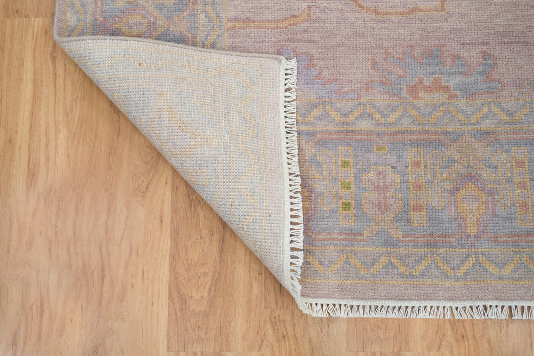 Mauve Hand-Knotted Oushak Rug – Palmette & Vine