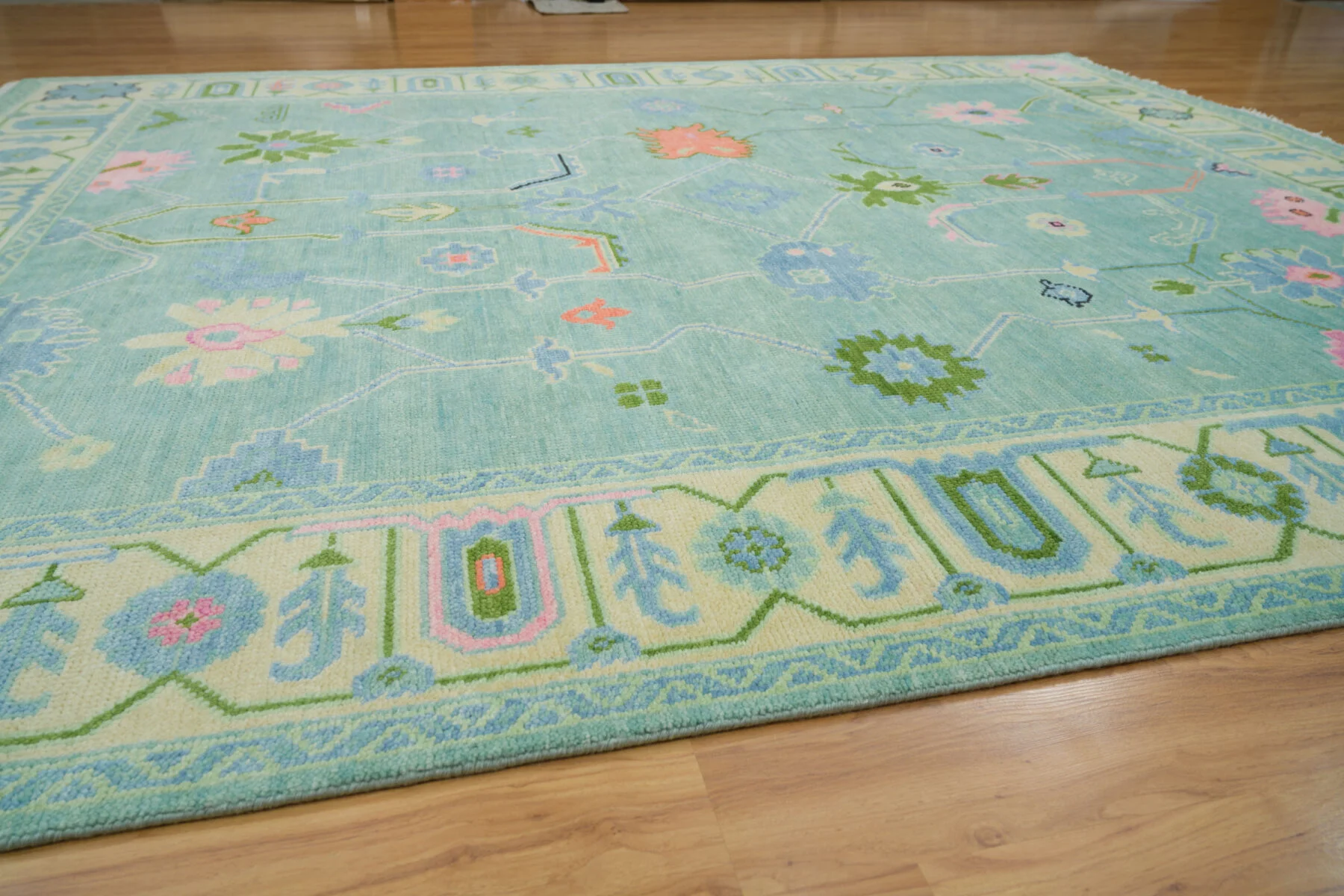 Aqua & Blush Hand-Knotted Oushak Rug – Palmette & Rosette