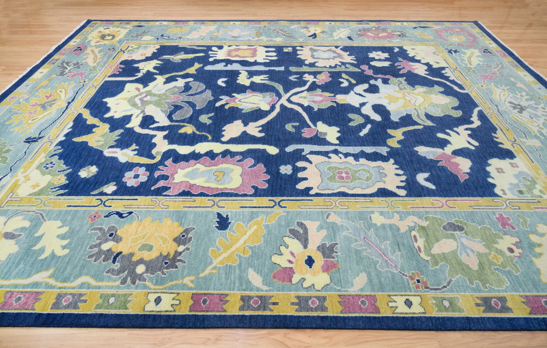 Navy & Blue Hand-Knotted Oushak Rug – Palmette & Rosette