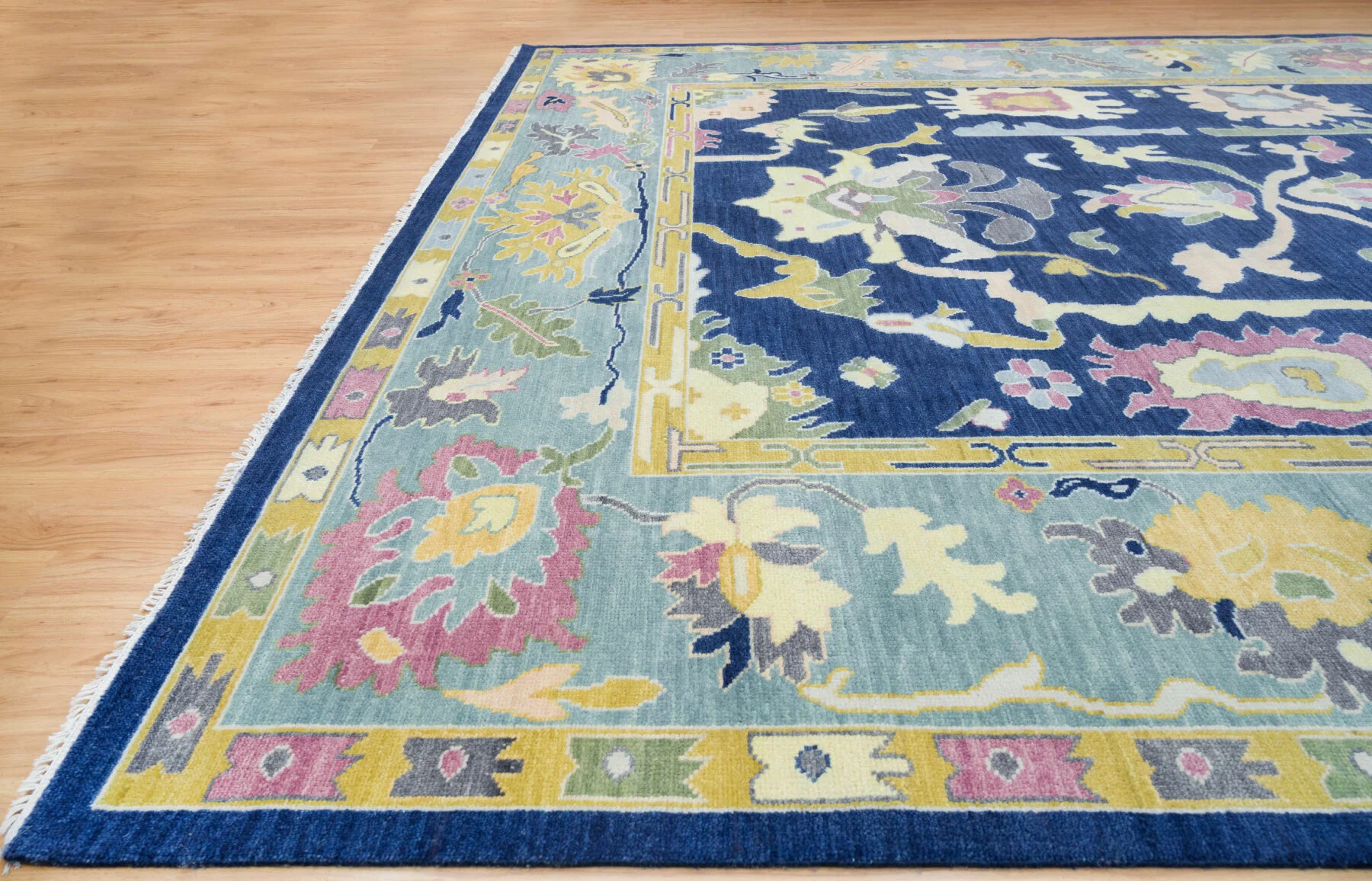 Navy & Blue Hand-Knotted Oushak Rug – Palmette & Rosette