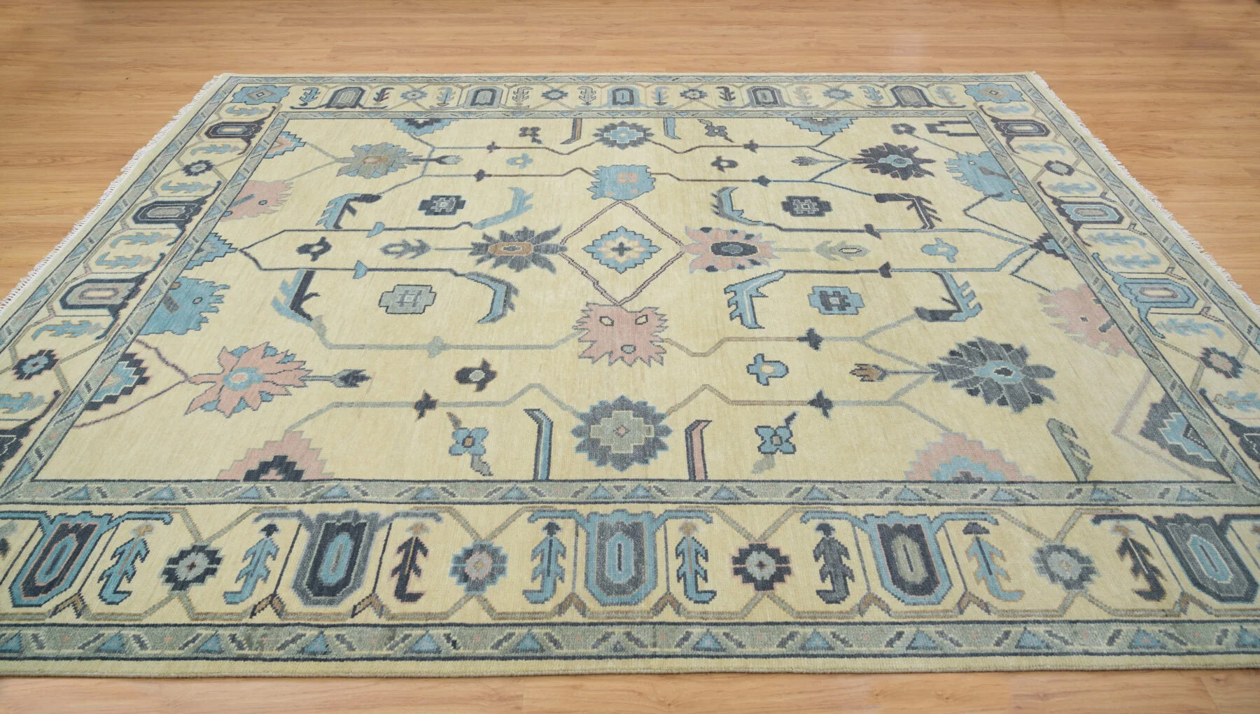 Sand & Charcoal Hand-Knotted Oushak Rug – Palmette & Vine