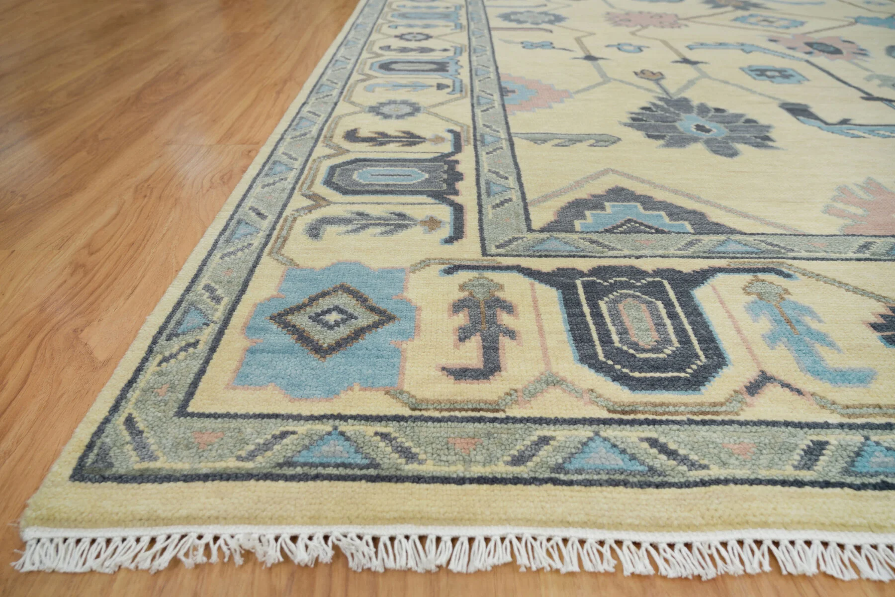 Sand & Charcoal Hand-Knotted Oushak Rug – Palmette & Vine