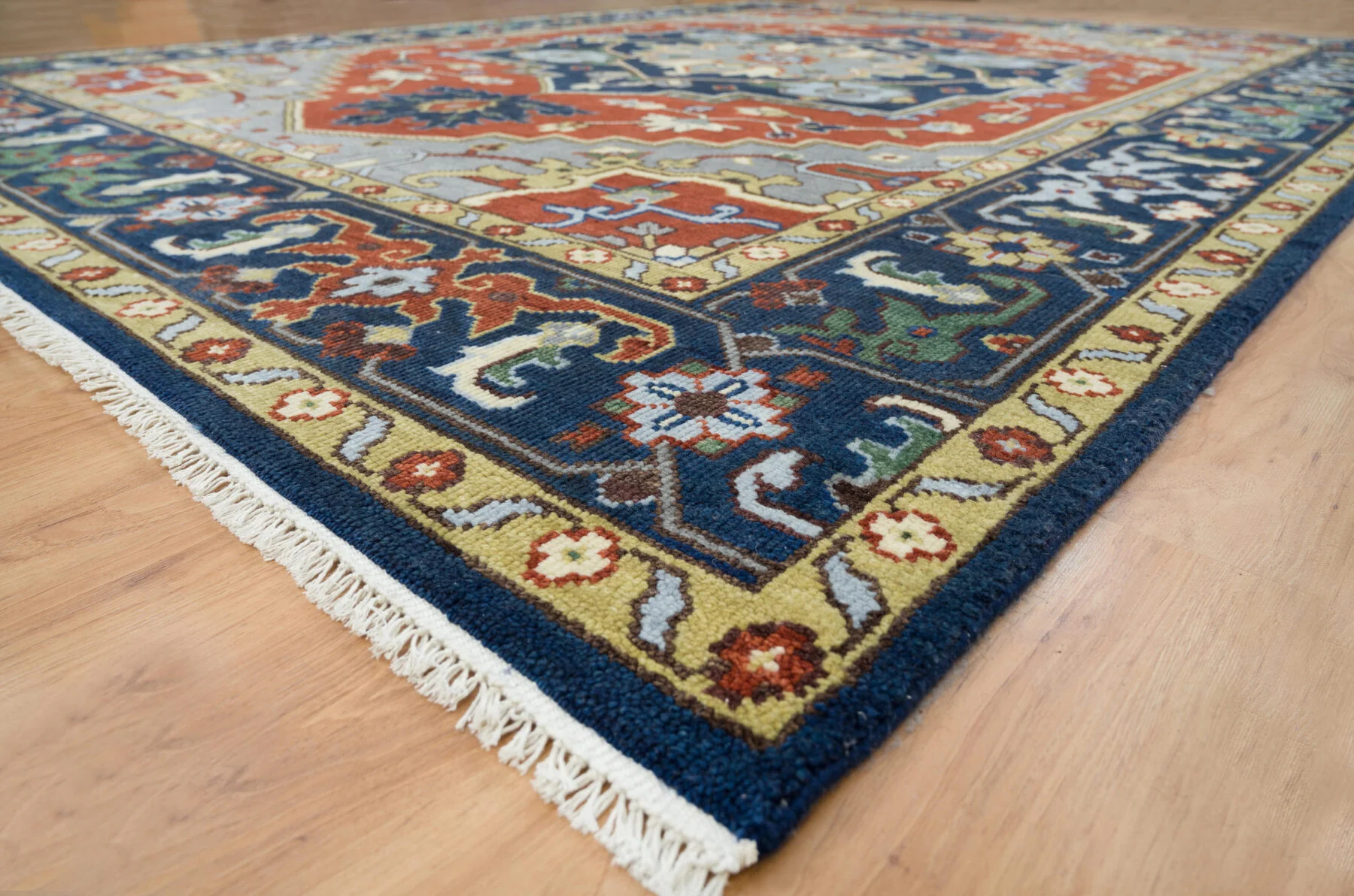 Rust Hand-Knotted Medallion Rug – Medallion & Palmette