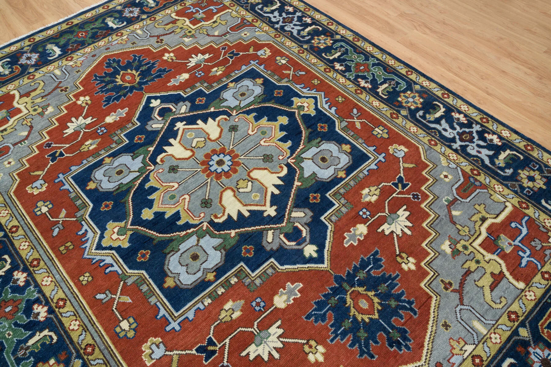 Rust Hand-Knotted Medallion Rug – Medallion & Palmette