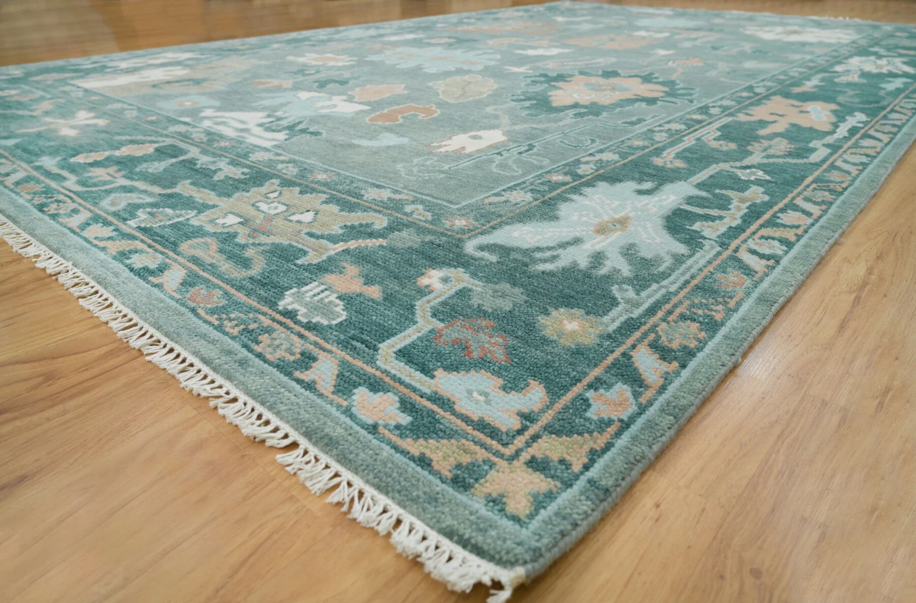 Teal Hand-Knotted Oushak Rug – Palmette & Vine