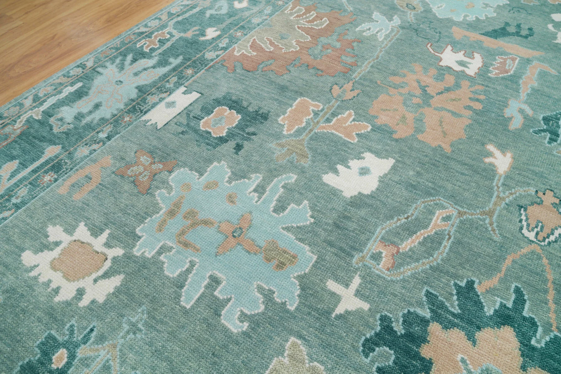 Teal Hand-Knotted Oushak Rug – Palmette & Vine