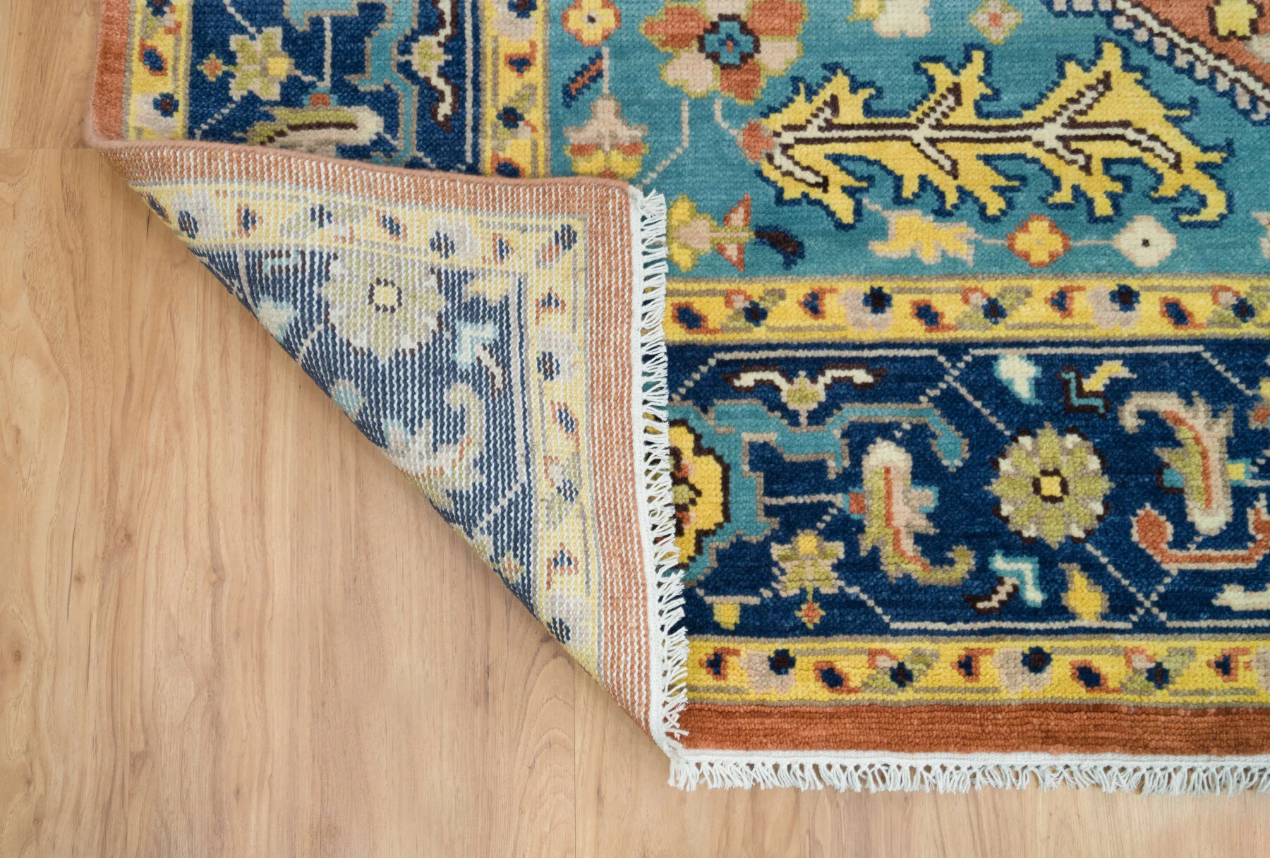 Rust Hand-Knotted Medallion Rug – Central Medallion & Palmette