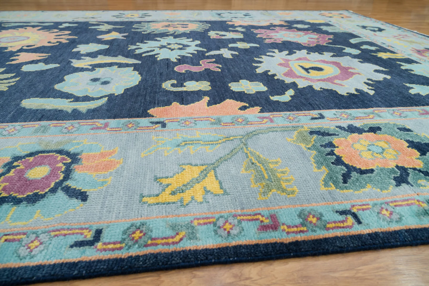 Navy & Peach Hand-Knotted Floral Rug – Palmette & Rosette