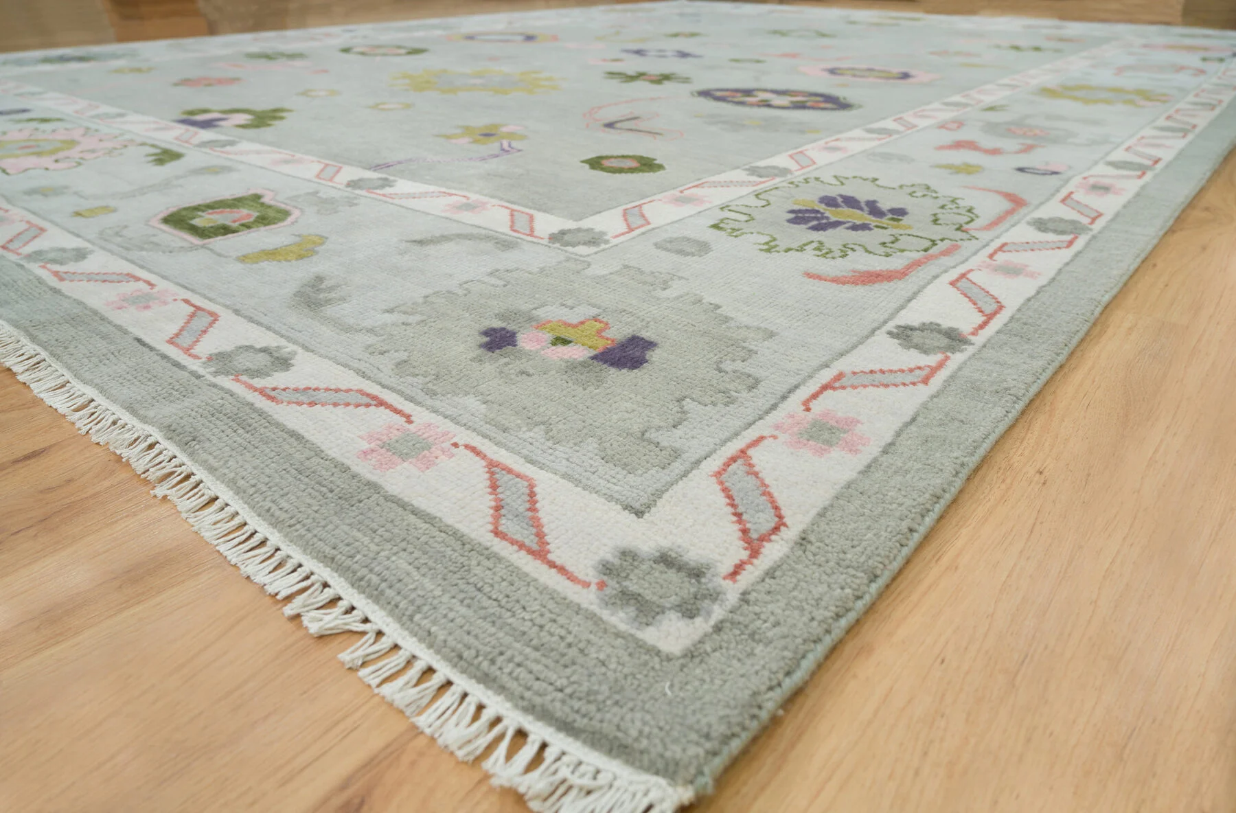 Sage Hand-Knotted Floral Rug – Rosette & Palmette