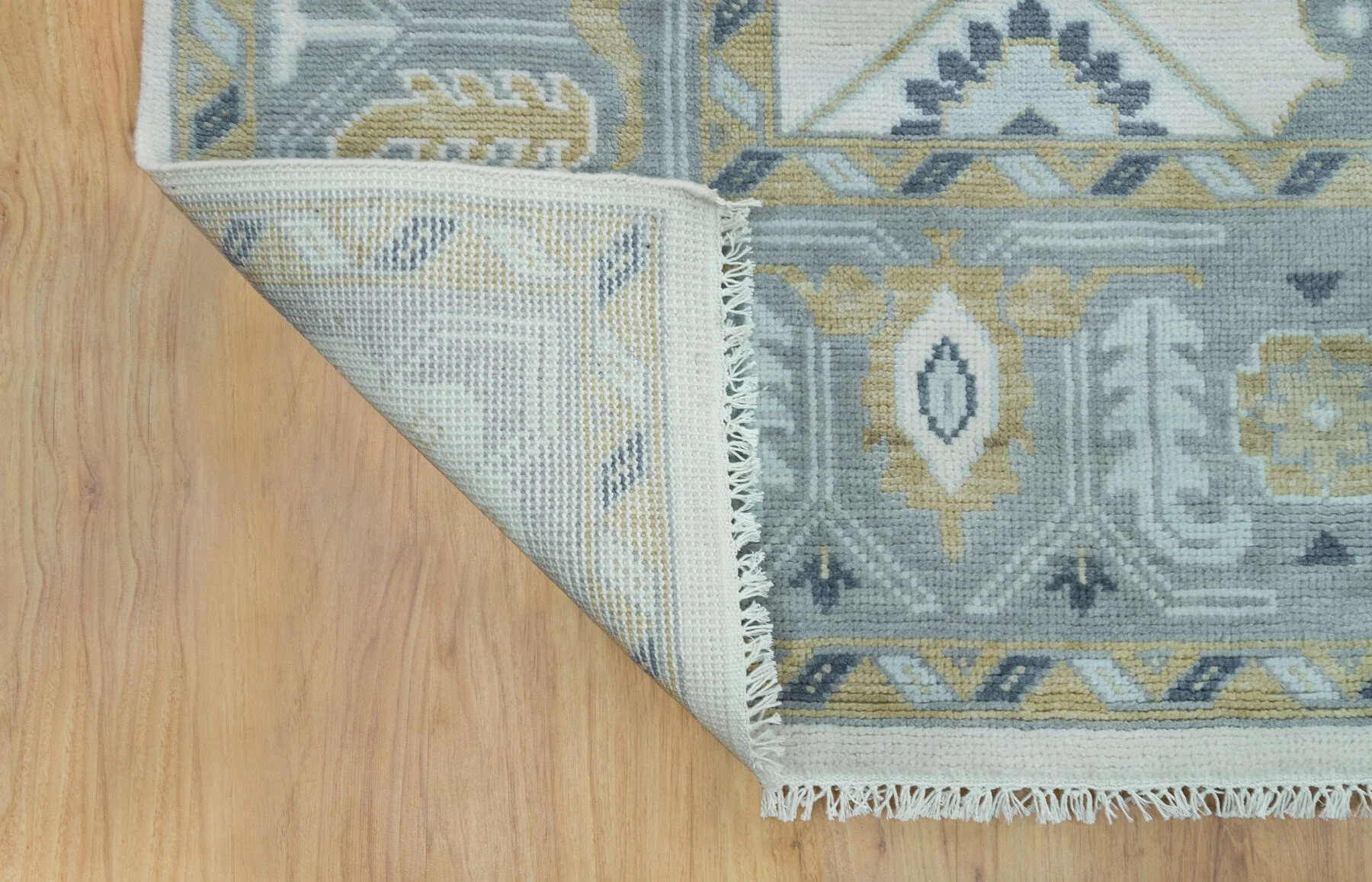 Ivory Hand-Knotted Floral-Geometric Rug – Palmette & Rosette