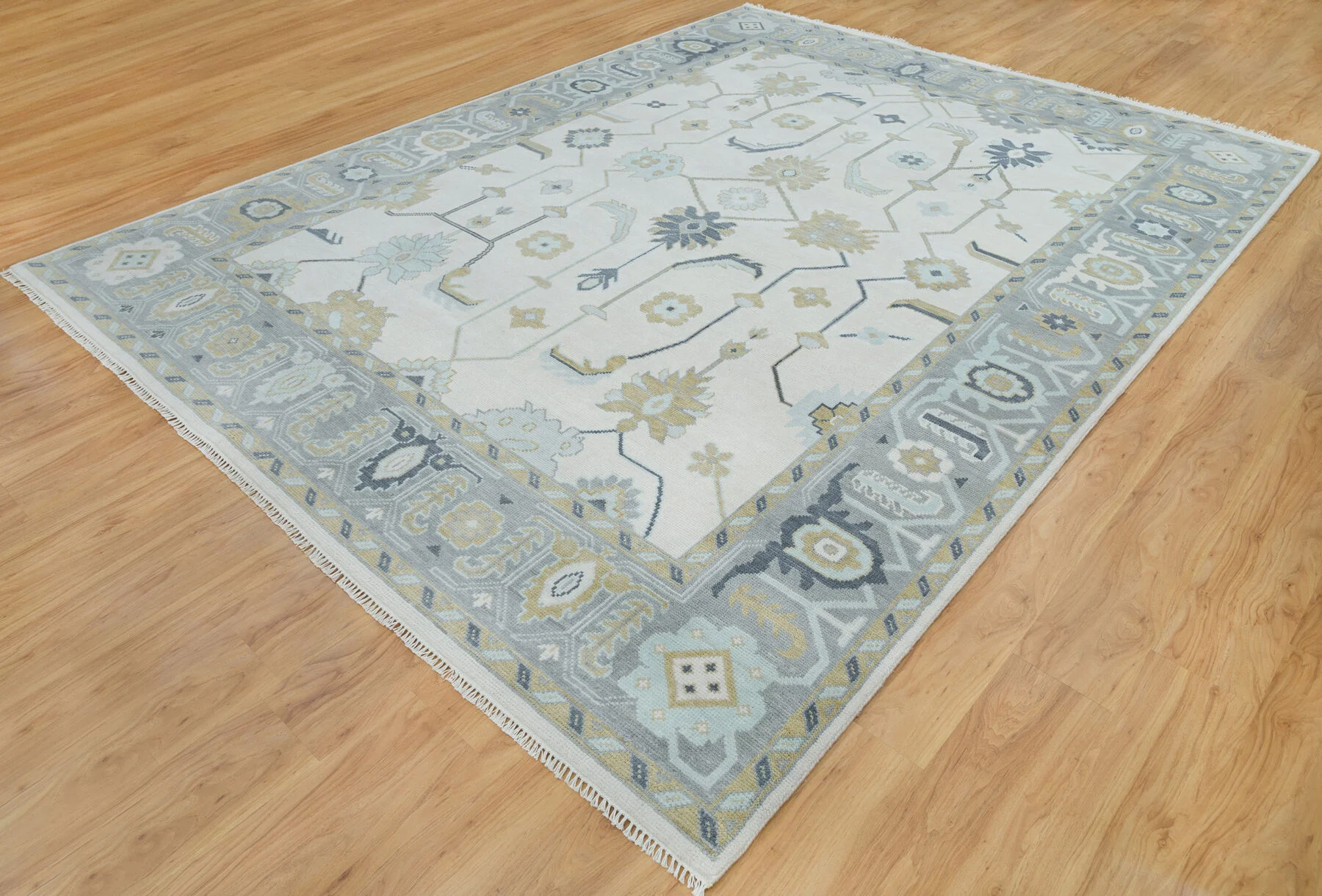 Ivory Hand-Knotted Floral-Geometric Rug – Palmette & Rosette