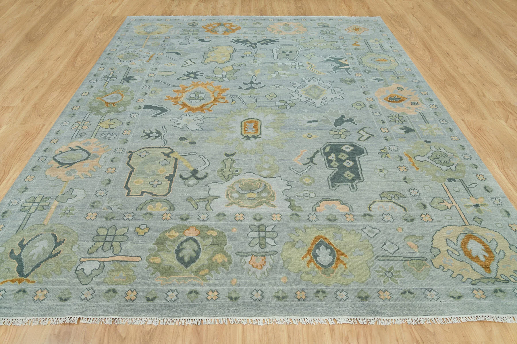 Sage & Green Hand-Knotted Floral Rug – Palmette & Rosette