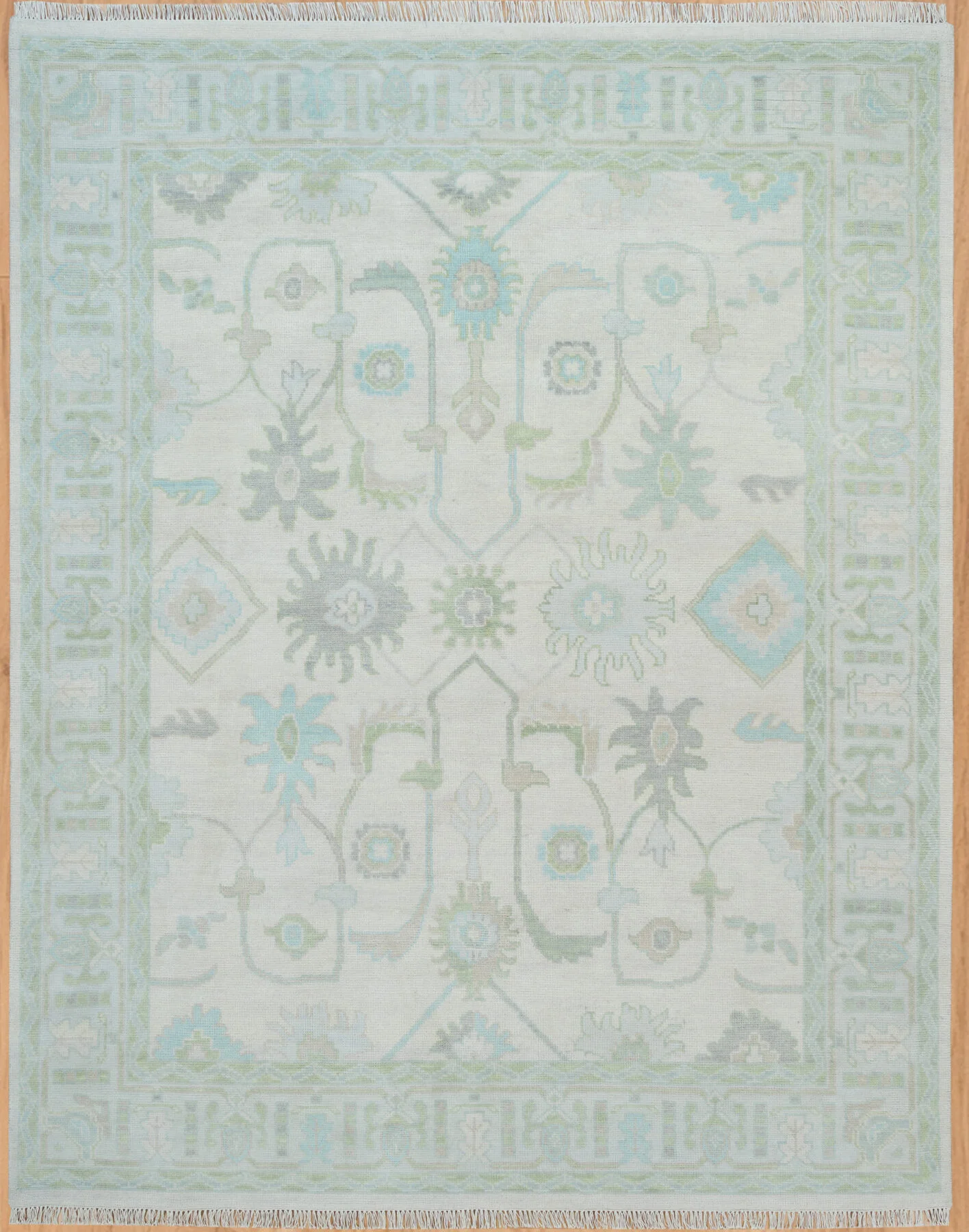 Ivory & Blue Hand-Knotted Floral Rug – Palmette & Rosette (3723)