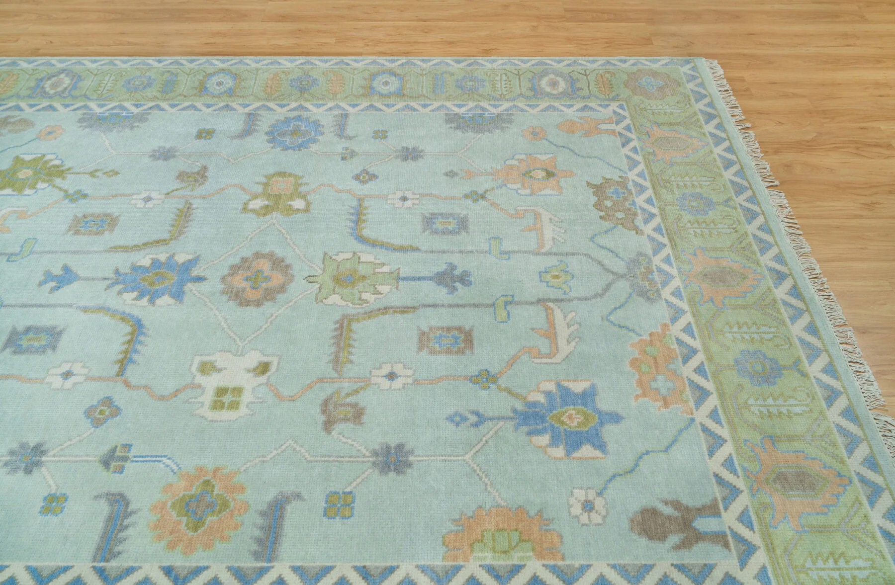Sage & Blue Hand-Knotted Floral Rug – Palmette & Rosette (3730)