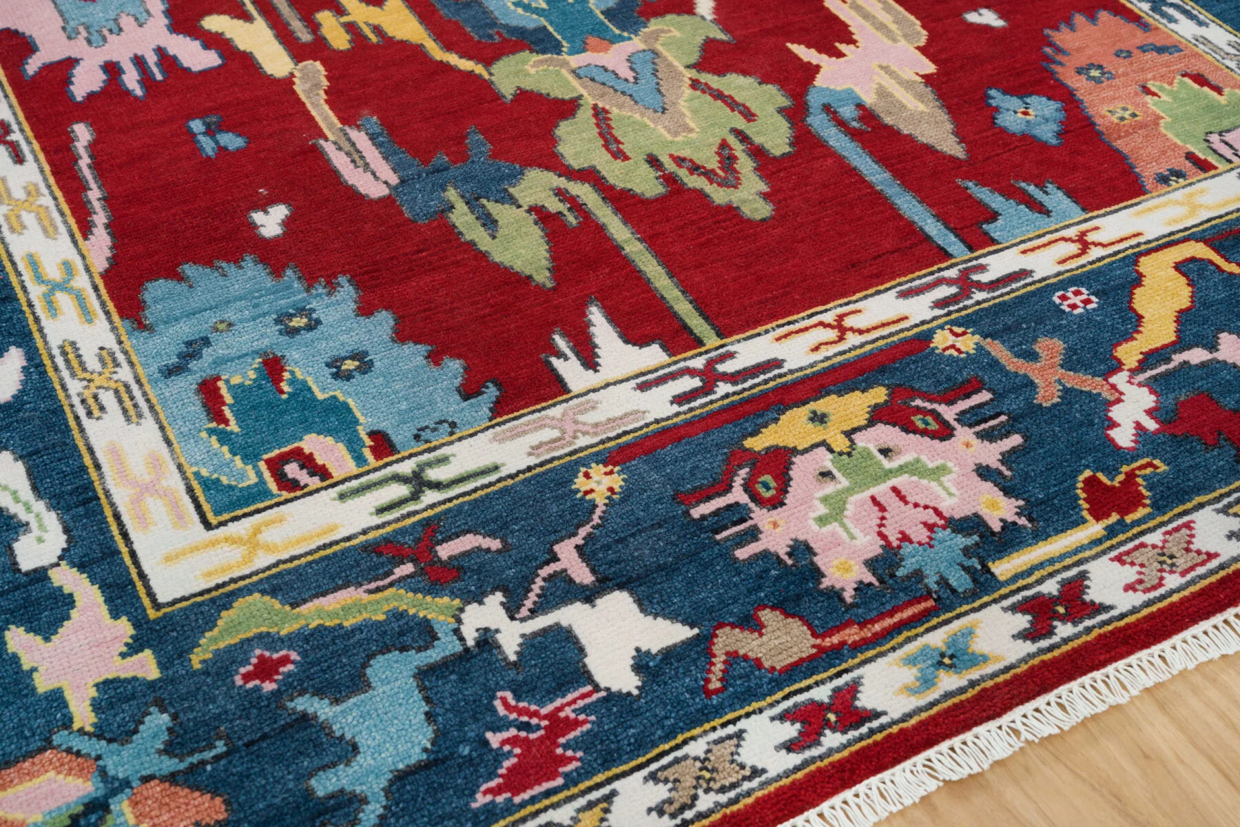 Red Hand-Knotted Floral Rug – Palmette & Branching Stem