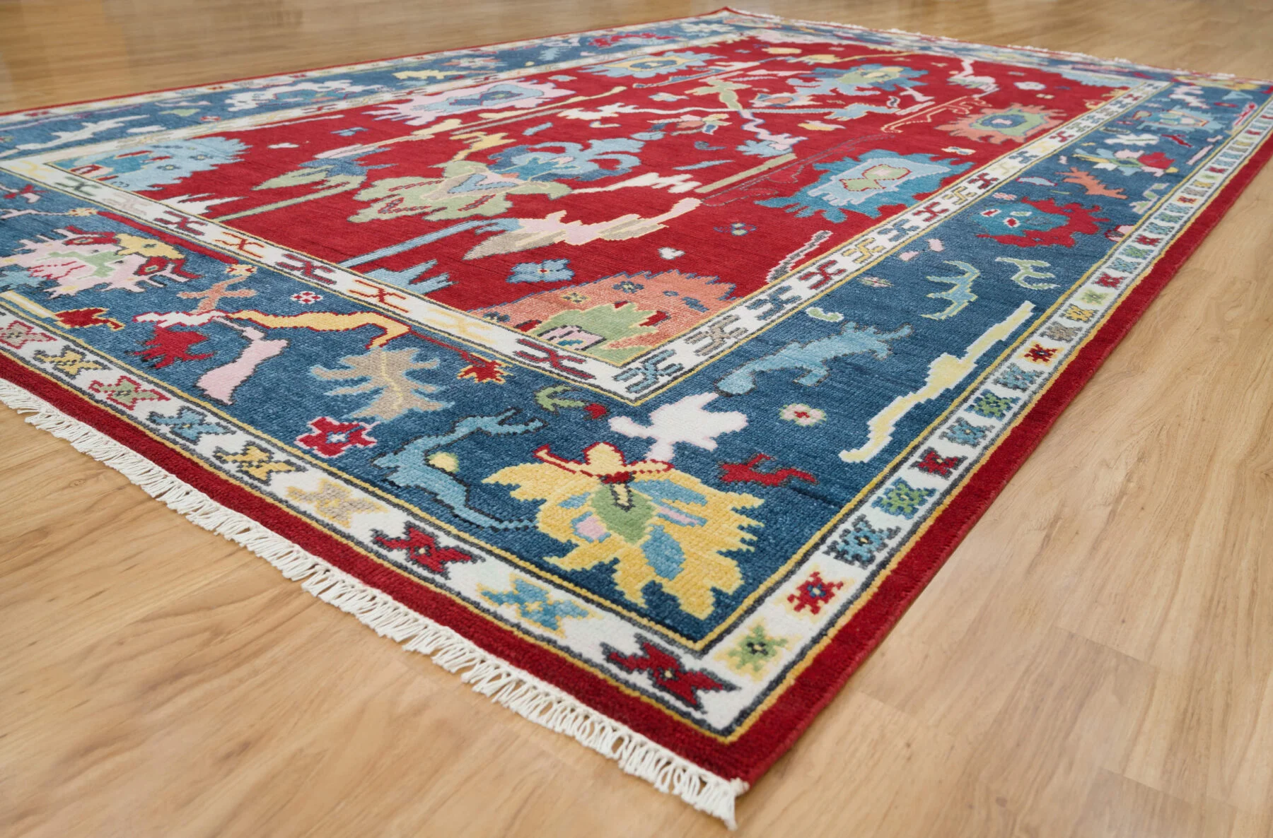 Red Hand-Knotted Floral Rug – Palmette & Branching Stem