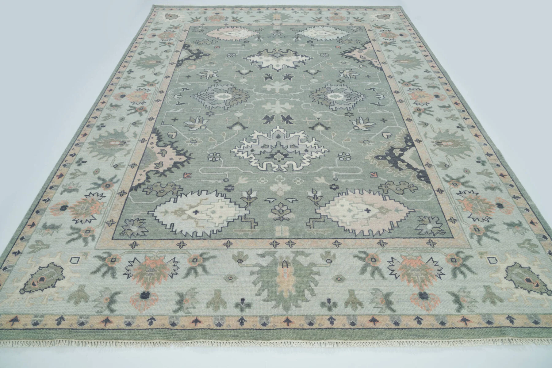 Sage & Ivory Hand-Knotted Floral Rug – Palmette & Rosette (3739)