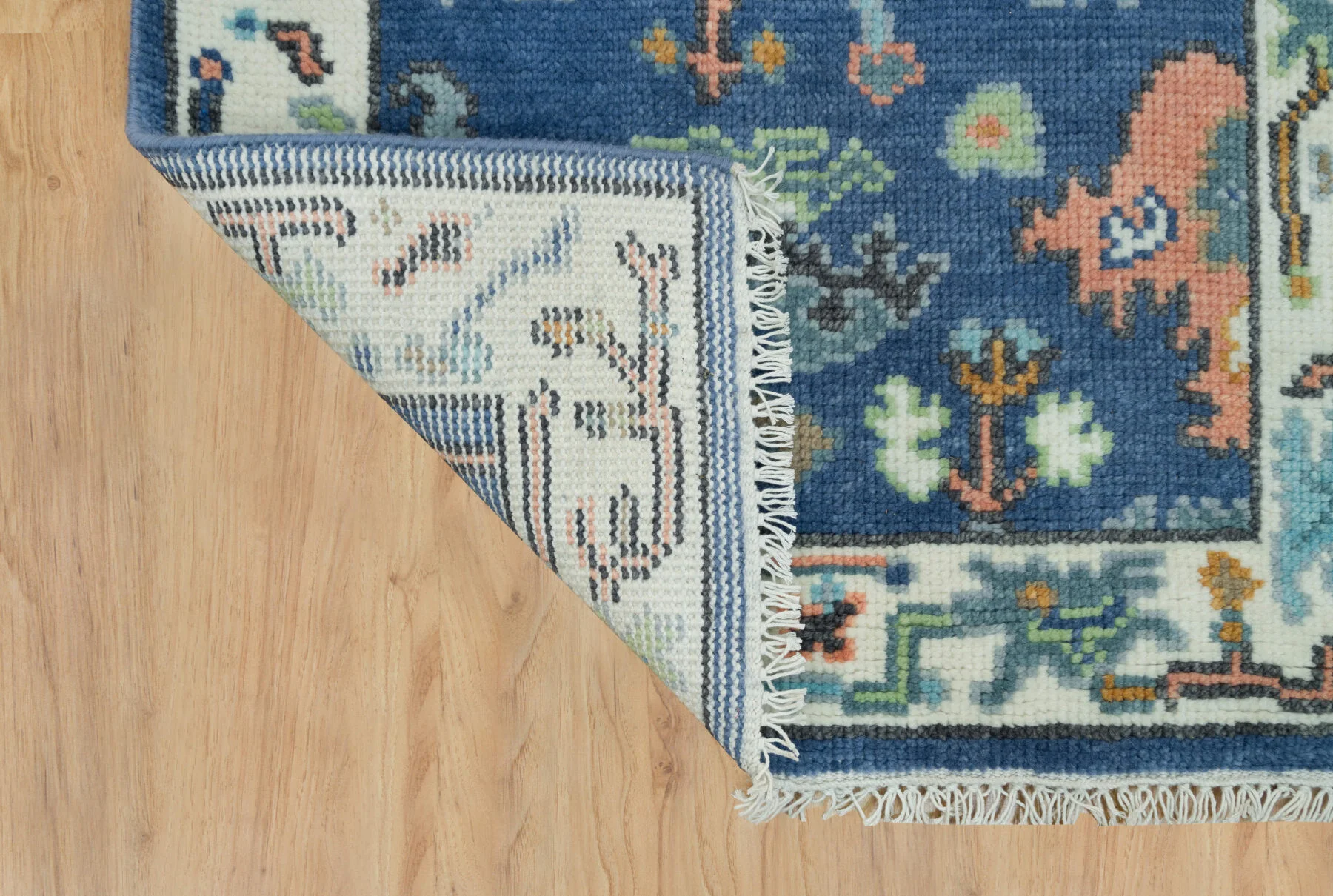 Blue & Aqua Hand-Knotted Floral Rug – Palmette & Rosette