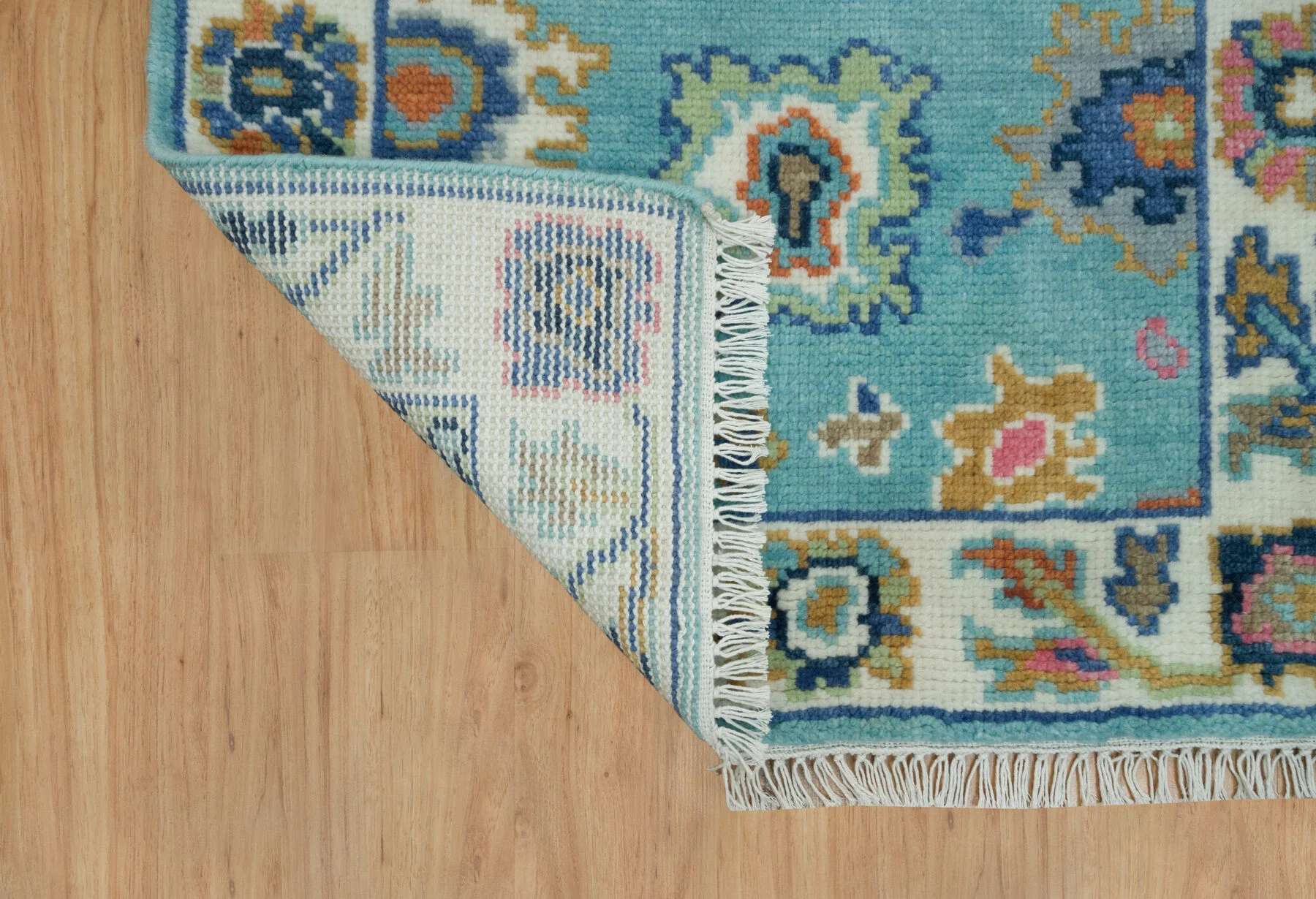 Aqua & Coral Hand-Knotted Floral Rug – Palmette & Rosette (3747)