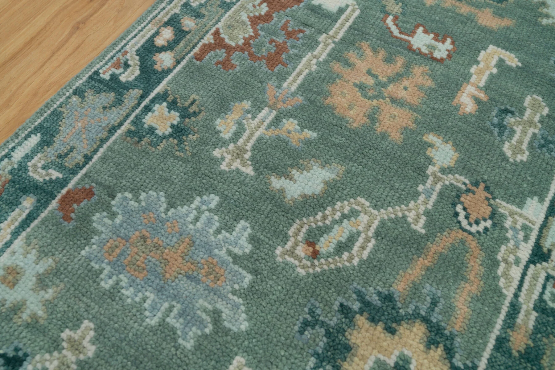 Teal & Rust Hand-Knotted Floral Rug – Palmette & Rosette