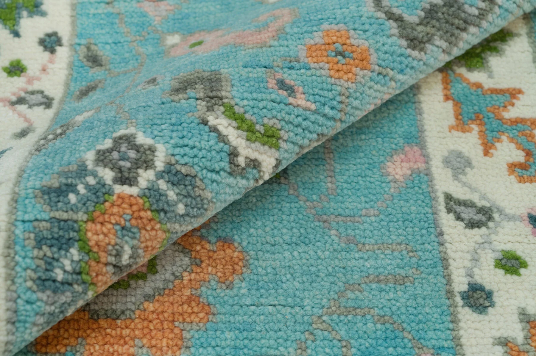 Aqua & Coral Hand-Knotted Floral Rug – Palmette & Rosette (3754)