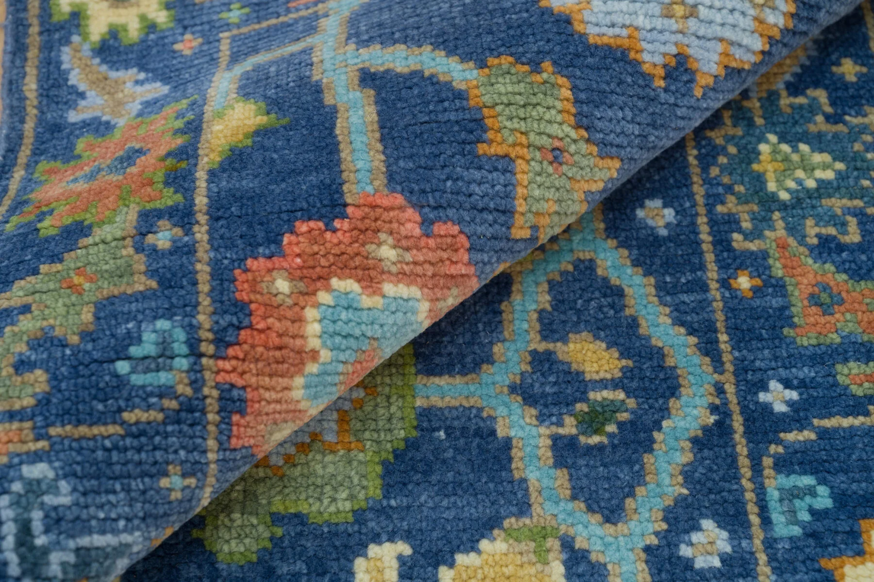 Navy & Green Hand-Knotted Floral Rug – Palmette & Rosette