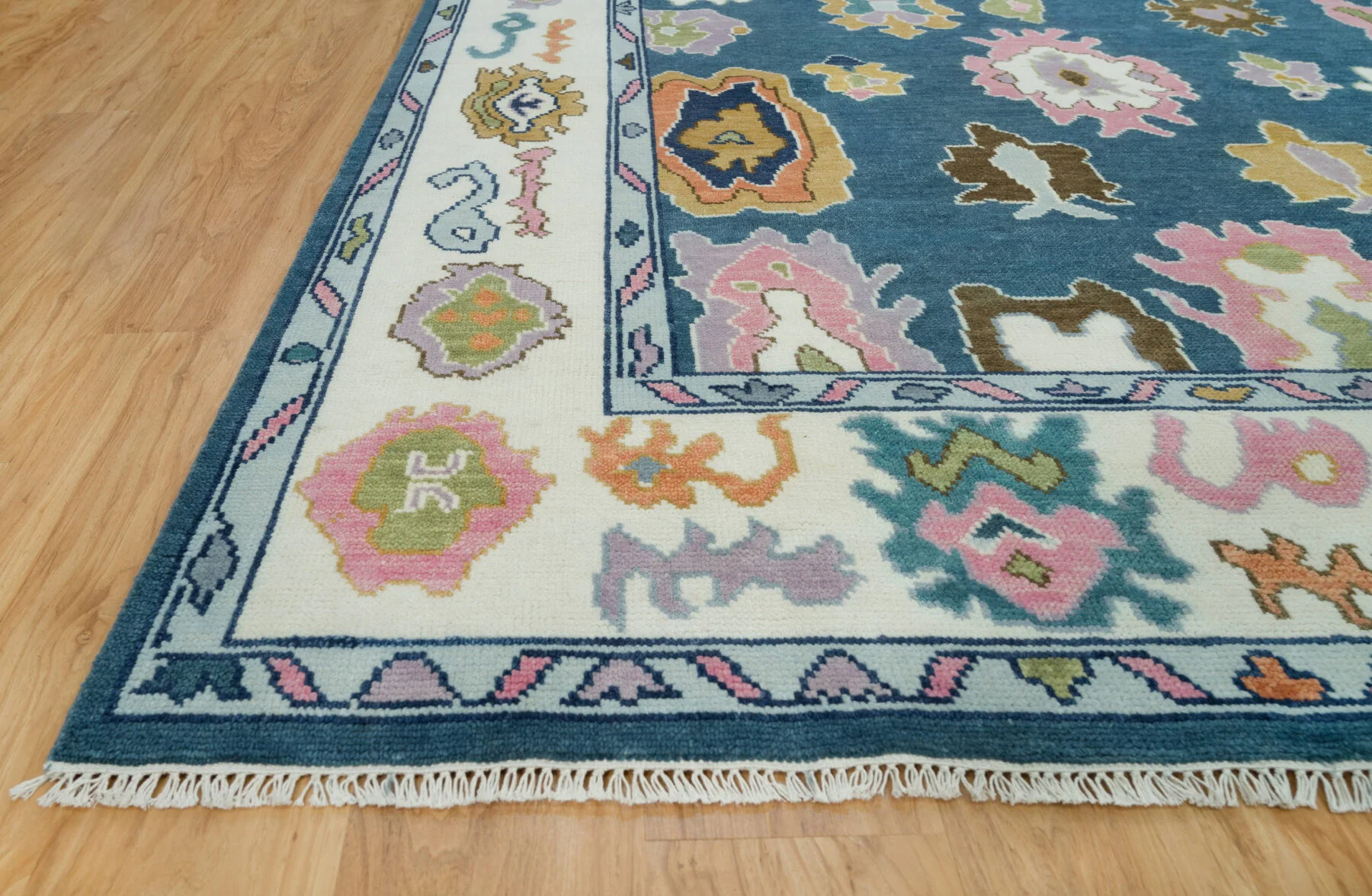 Blue & Coral Hand-Knotted Floral Rug – Palmette & Abstract Floral (3759)