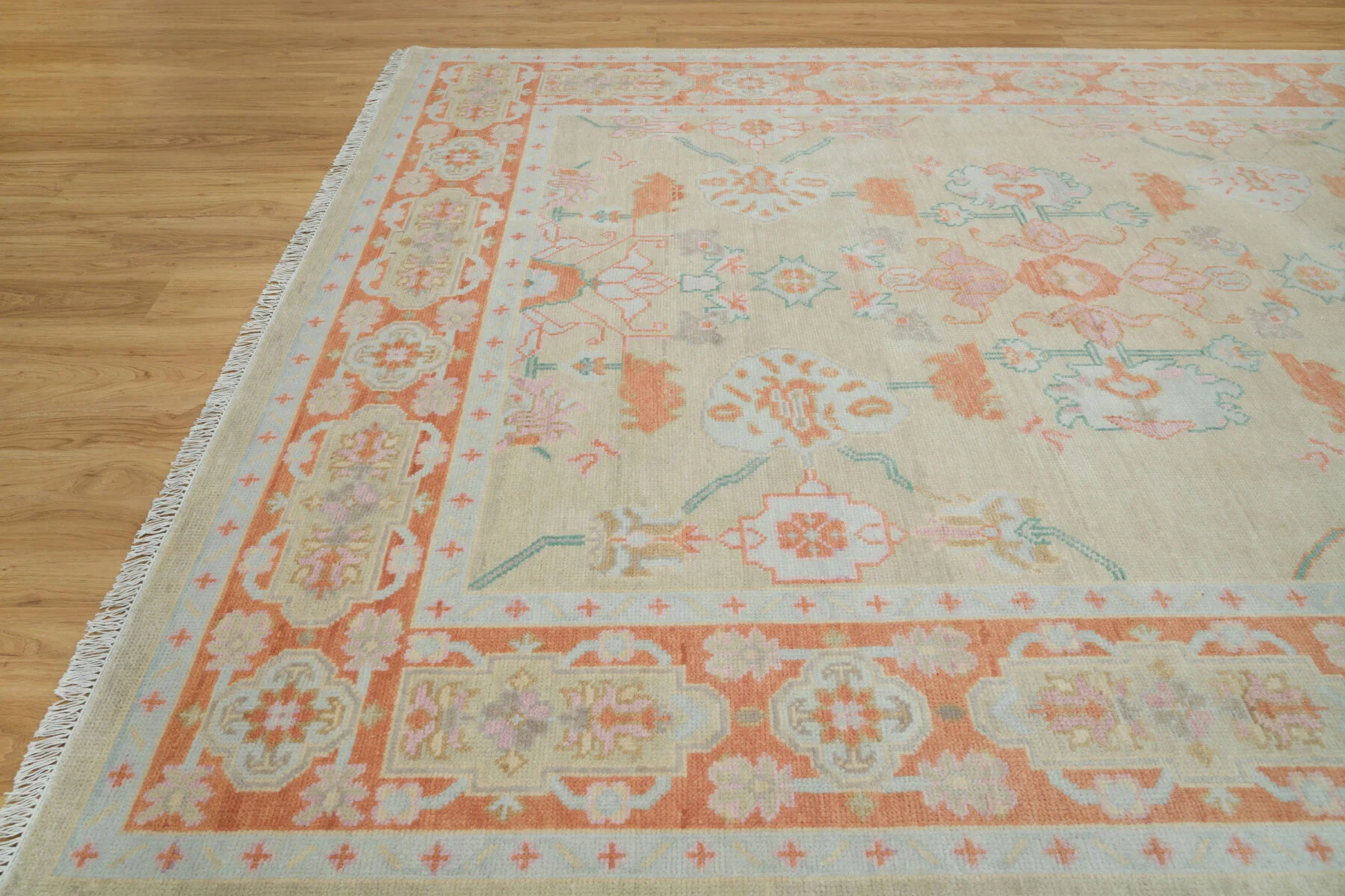 Beige & Coral Hand-Knotted Floral Rug – Palmette & Rosette