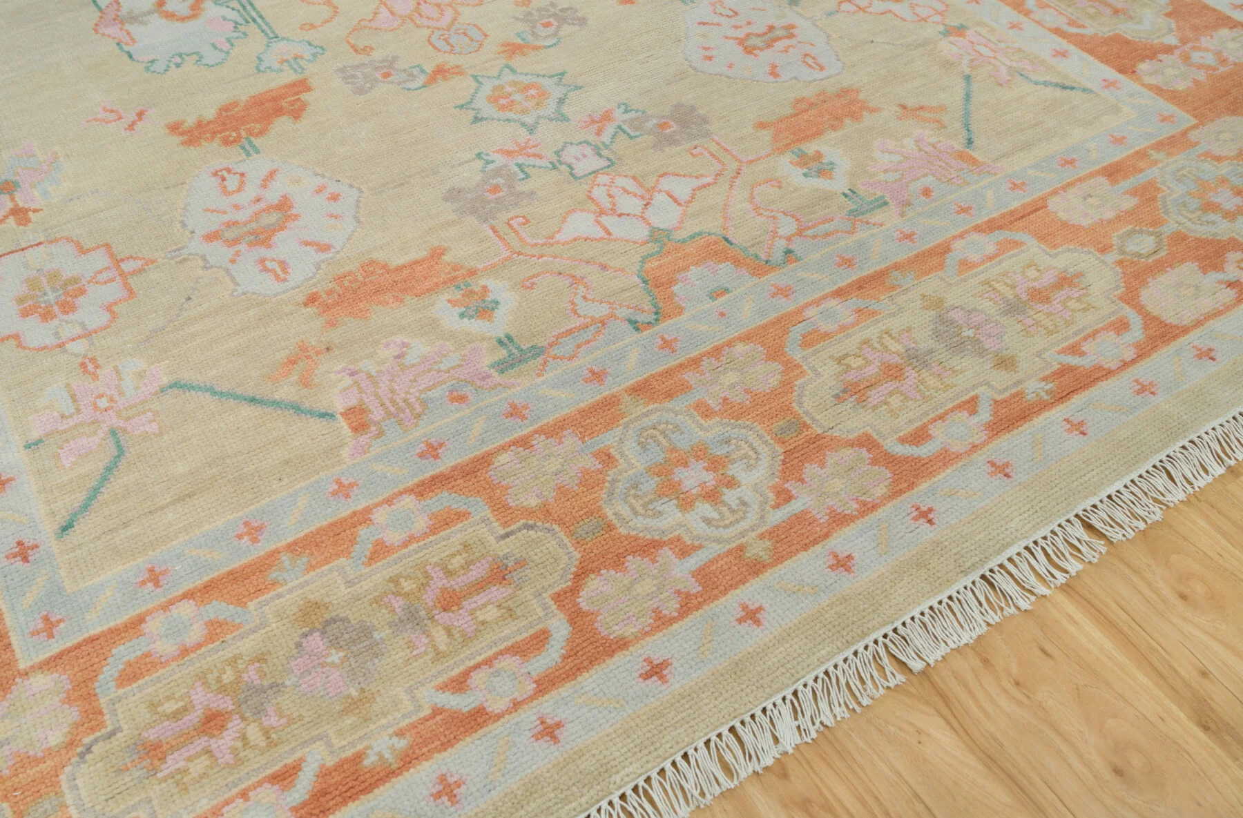 Beige & Coral Hand-Knotted Floral Rug – Palmette & Rosette