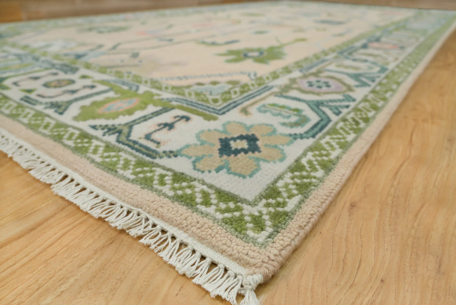 Beige & Green Hand-Knotted Floral Rug – Palmette & Rosette