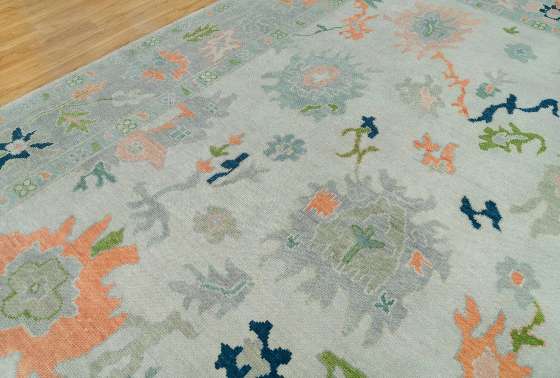 Sage & Coral Hand-Knotted Floral Rug – Palmette & Rosette
