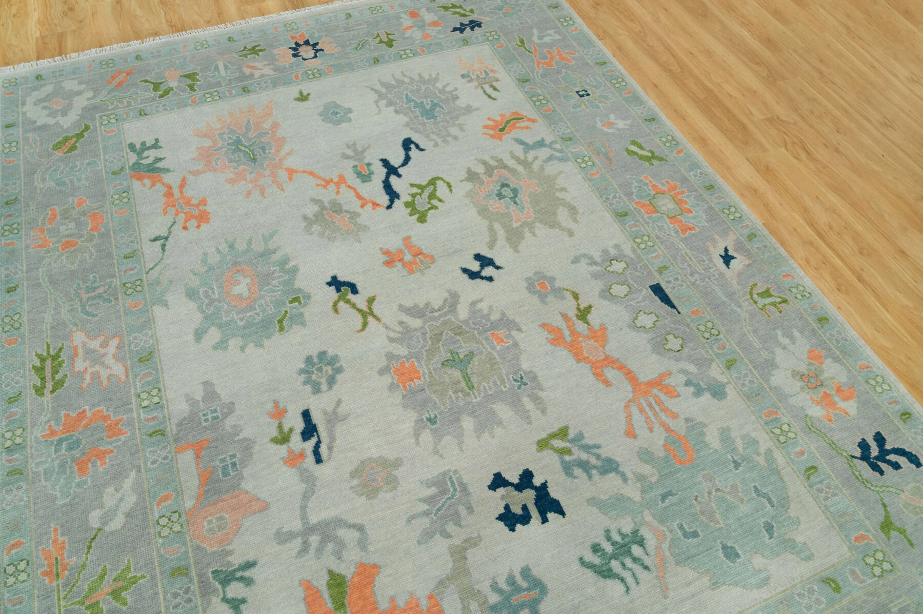 Sage & Coral Hand-Knotted Floral Rug – Palmette & Rosette