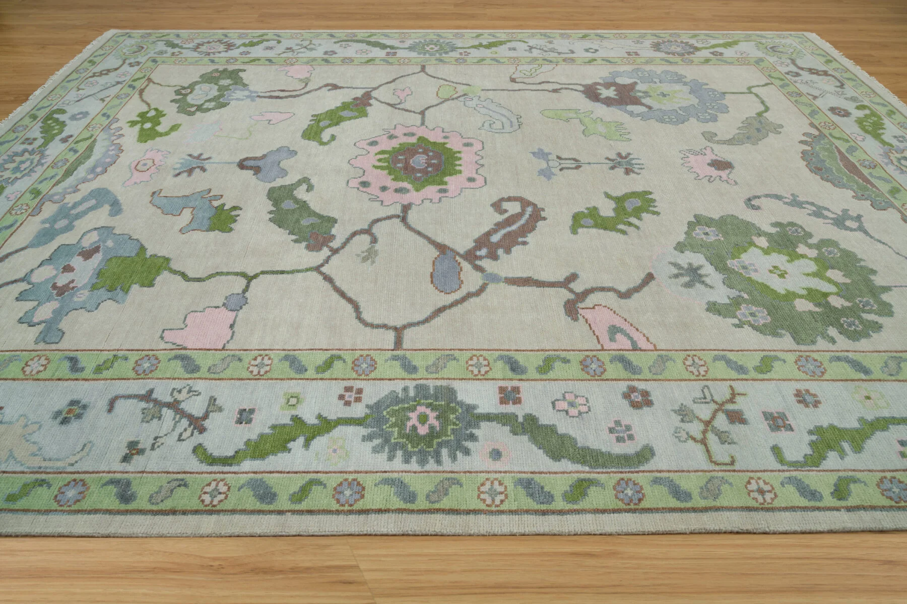 Sage & Blush Hand-Knotted Oushak Rug – Palmette & Rosette (3779)